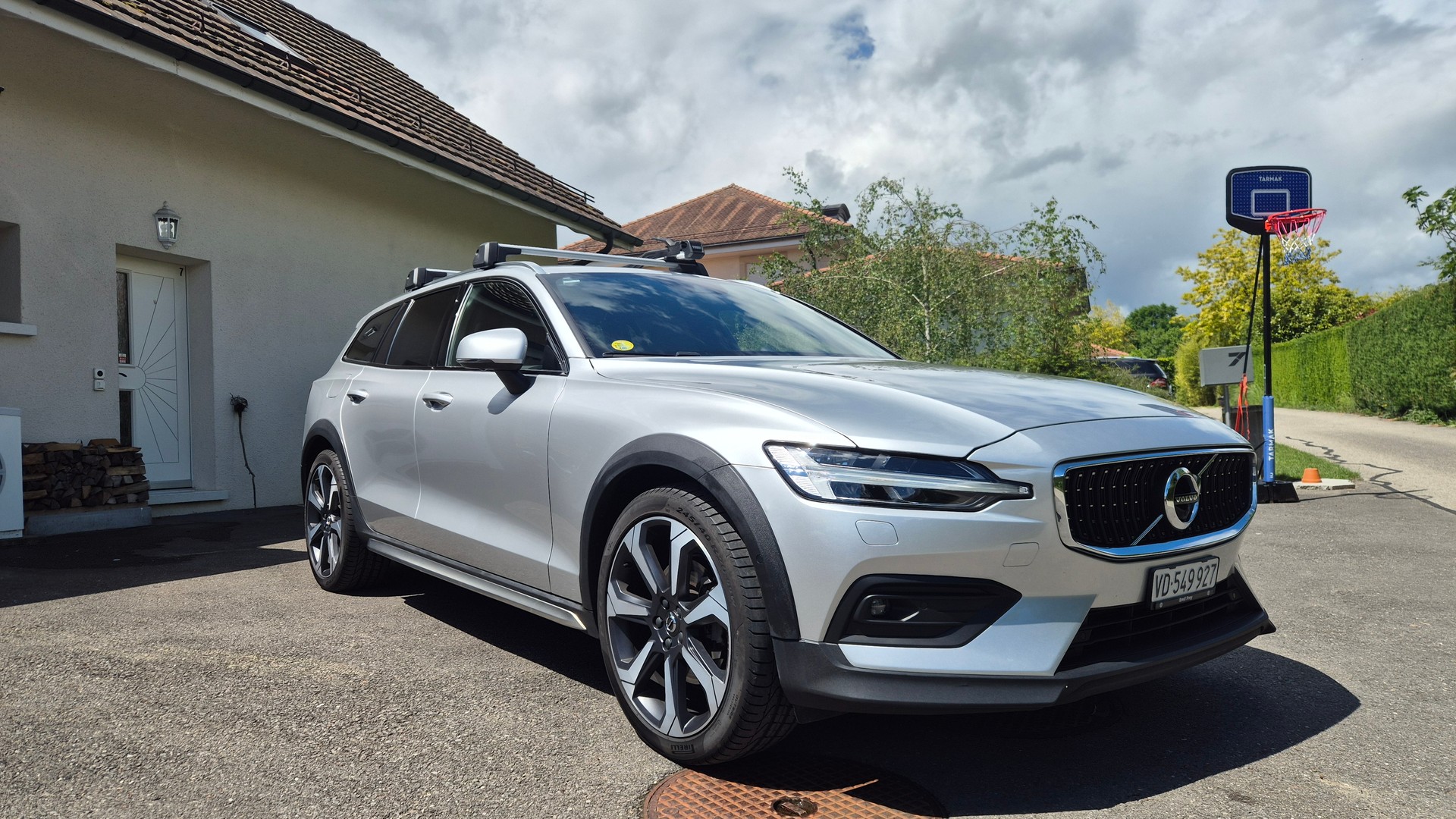 VOLVO 2.0 B4 AWD Cross Country-image-4