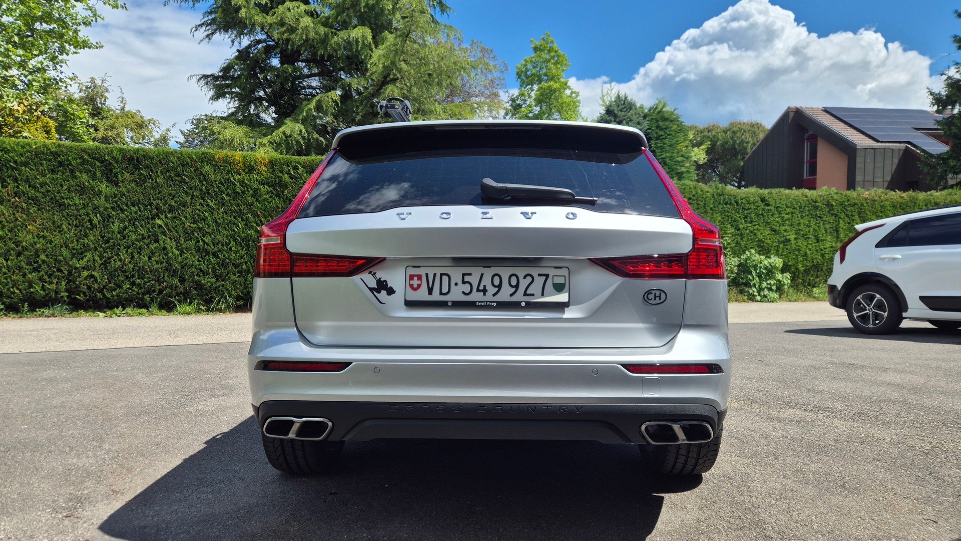 VOLVO 2.0 B4 AWD Cross Country-image-10