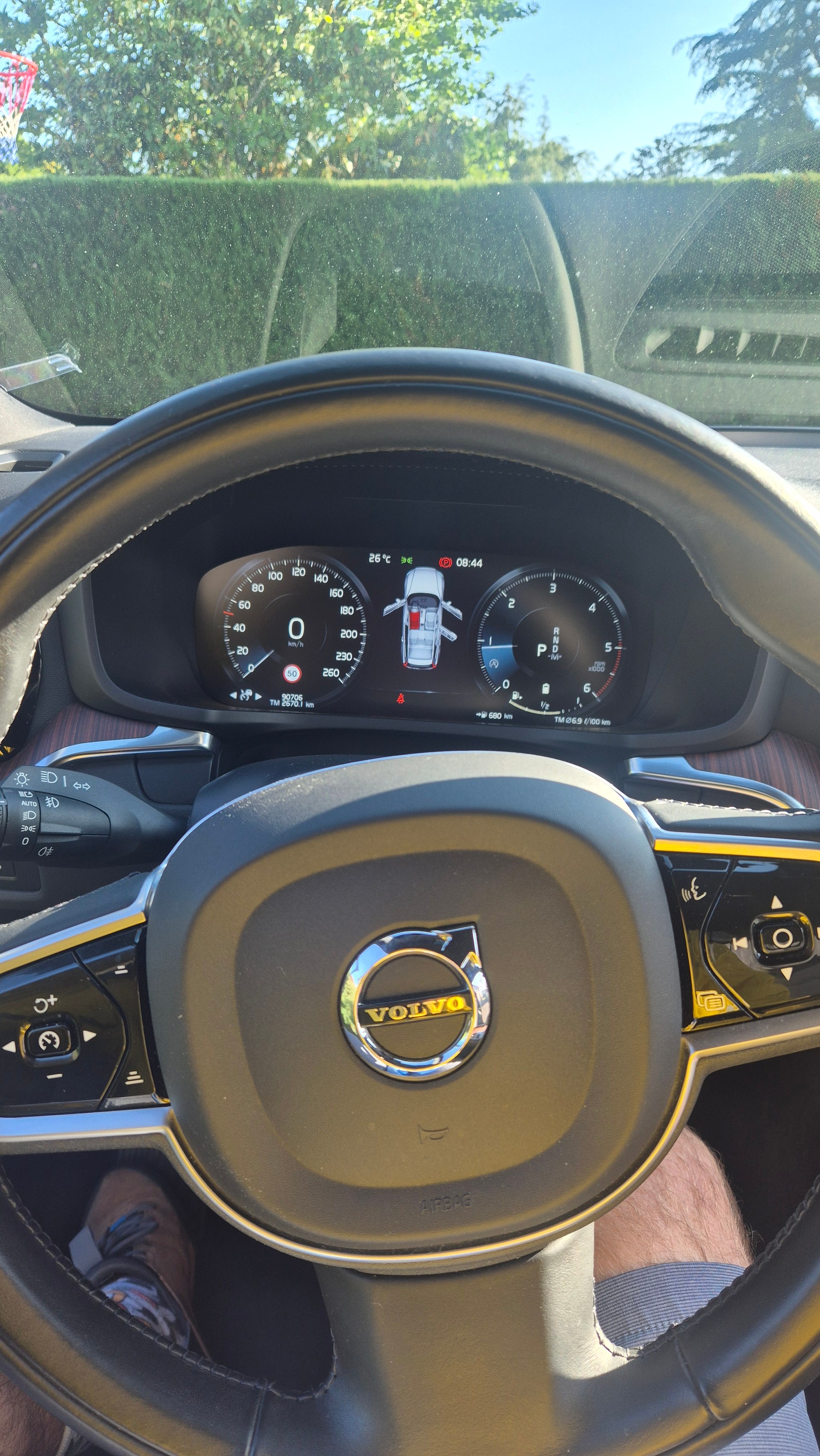 VOLVO 2.0 B4 AWD Cross Country-image-13