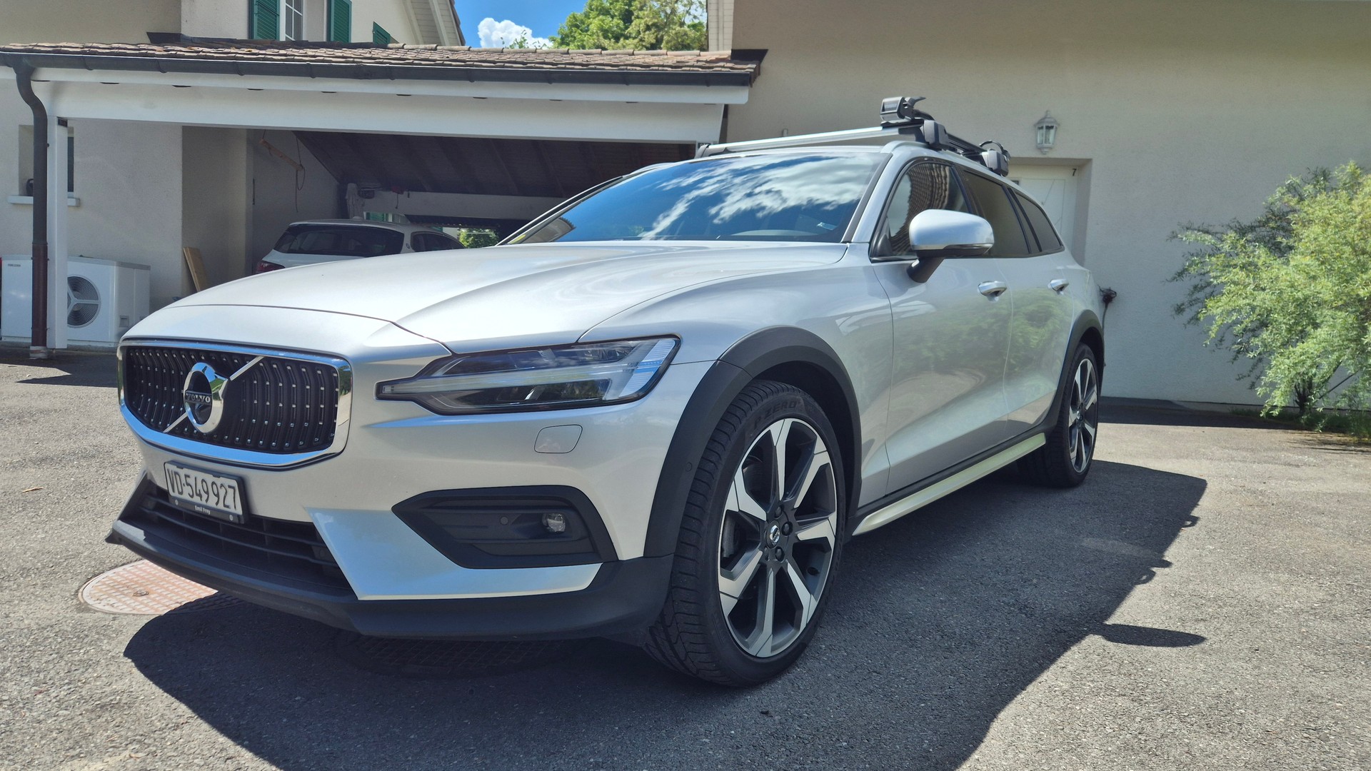 VOLVO 2.0 B4 AWD Cross Country