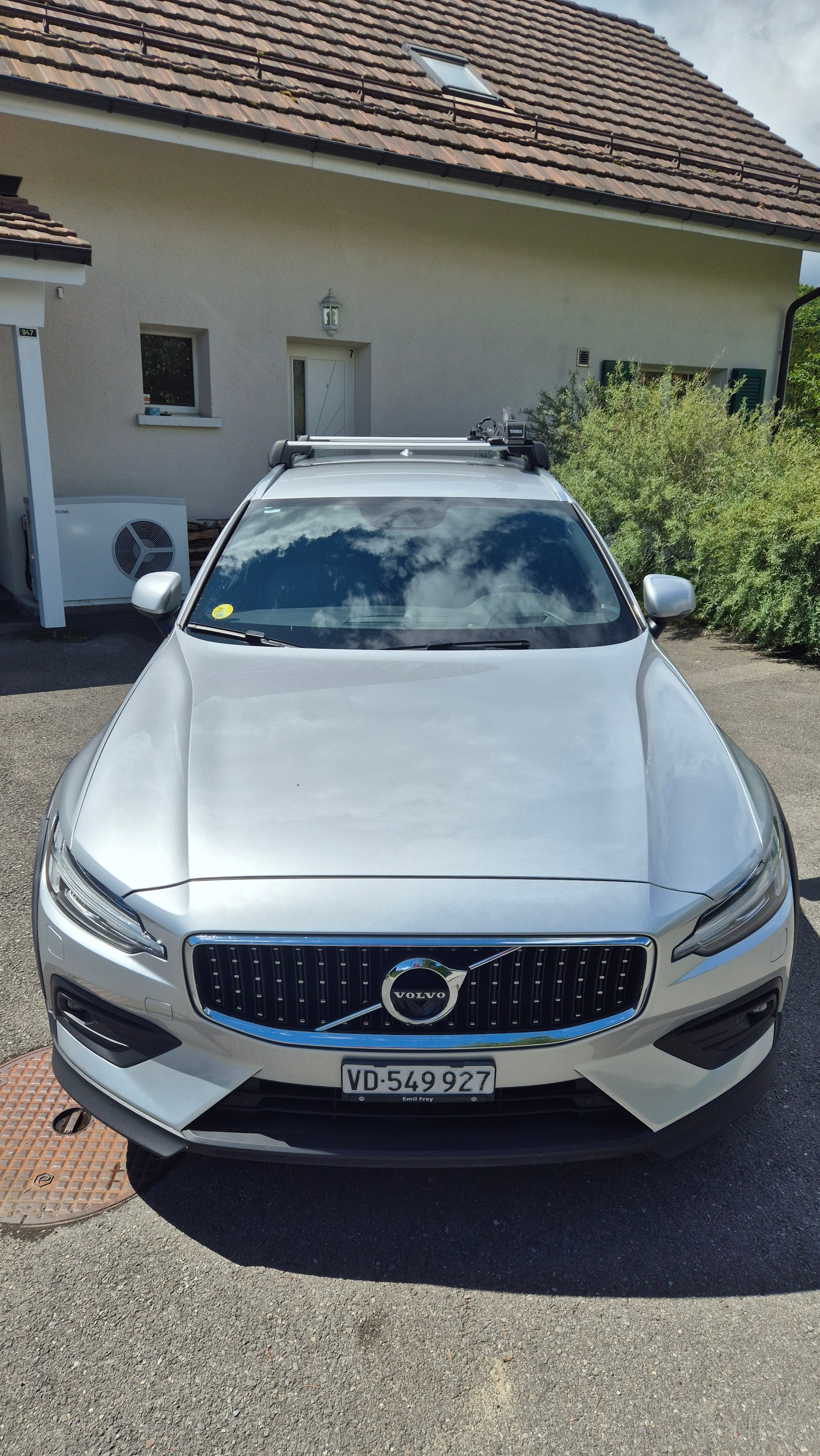 VOLVO 2.0 B4 AWD Cross Country-image-2