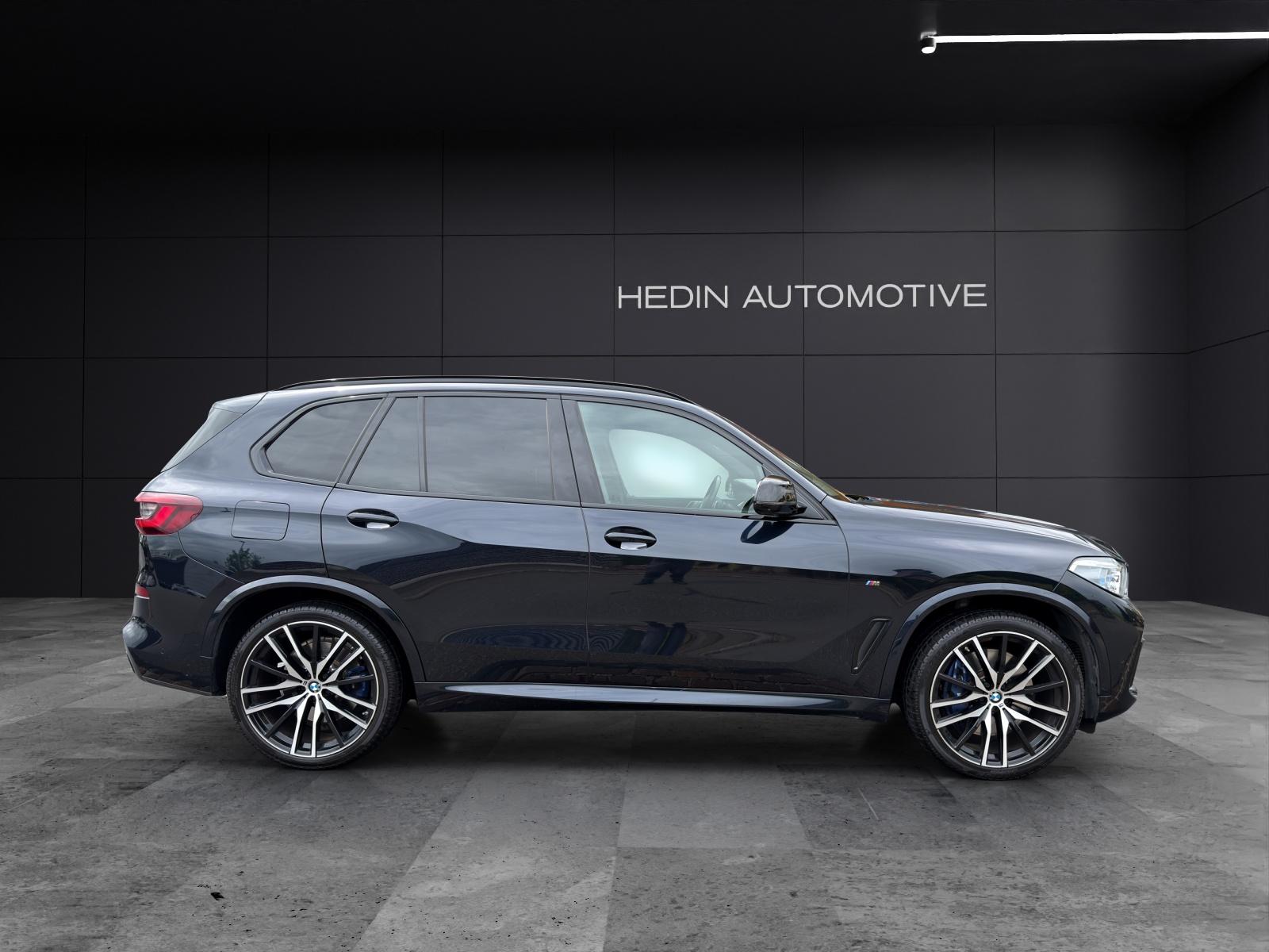 BMW X5 M50i xDrive-image-16