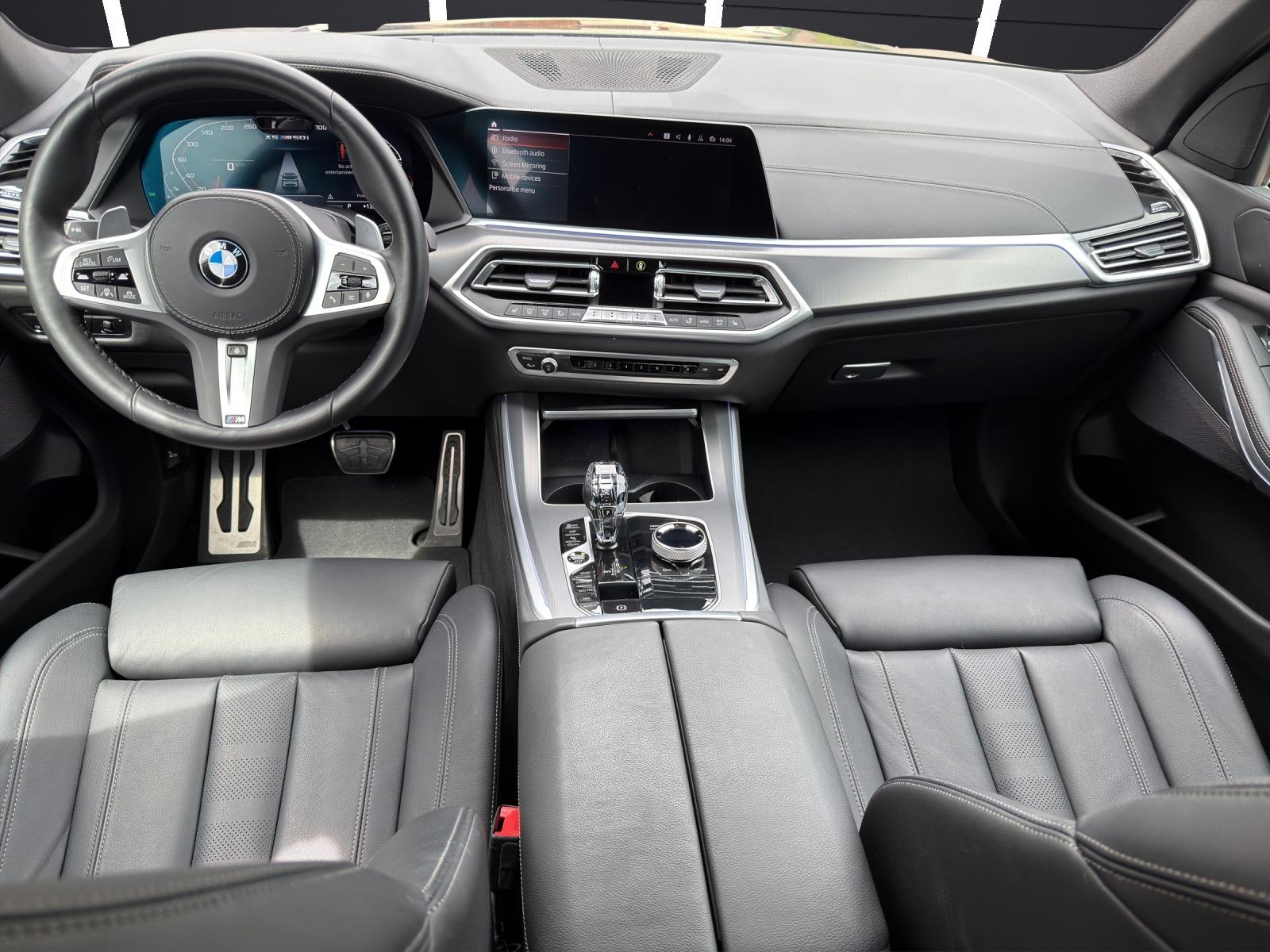 BMW X5 M50i xDrive-image-11