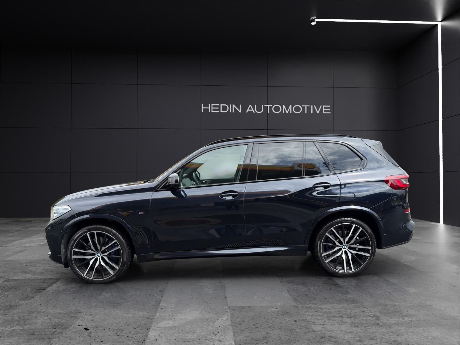 BMW X5 M50i xDrive-showroom-element-3