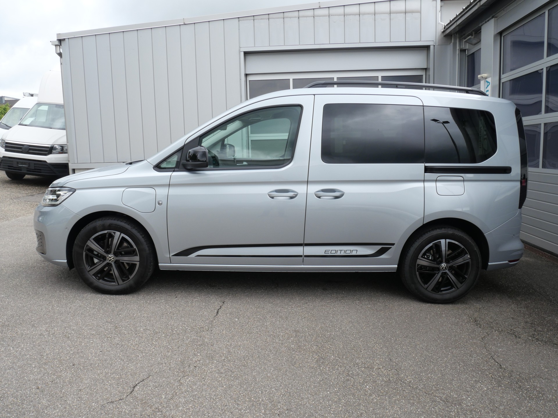 VW Caddy 1.5 TSI Plug in Hybrid Edition DSG *5 Jahre Garantie*-showroom-element-3