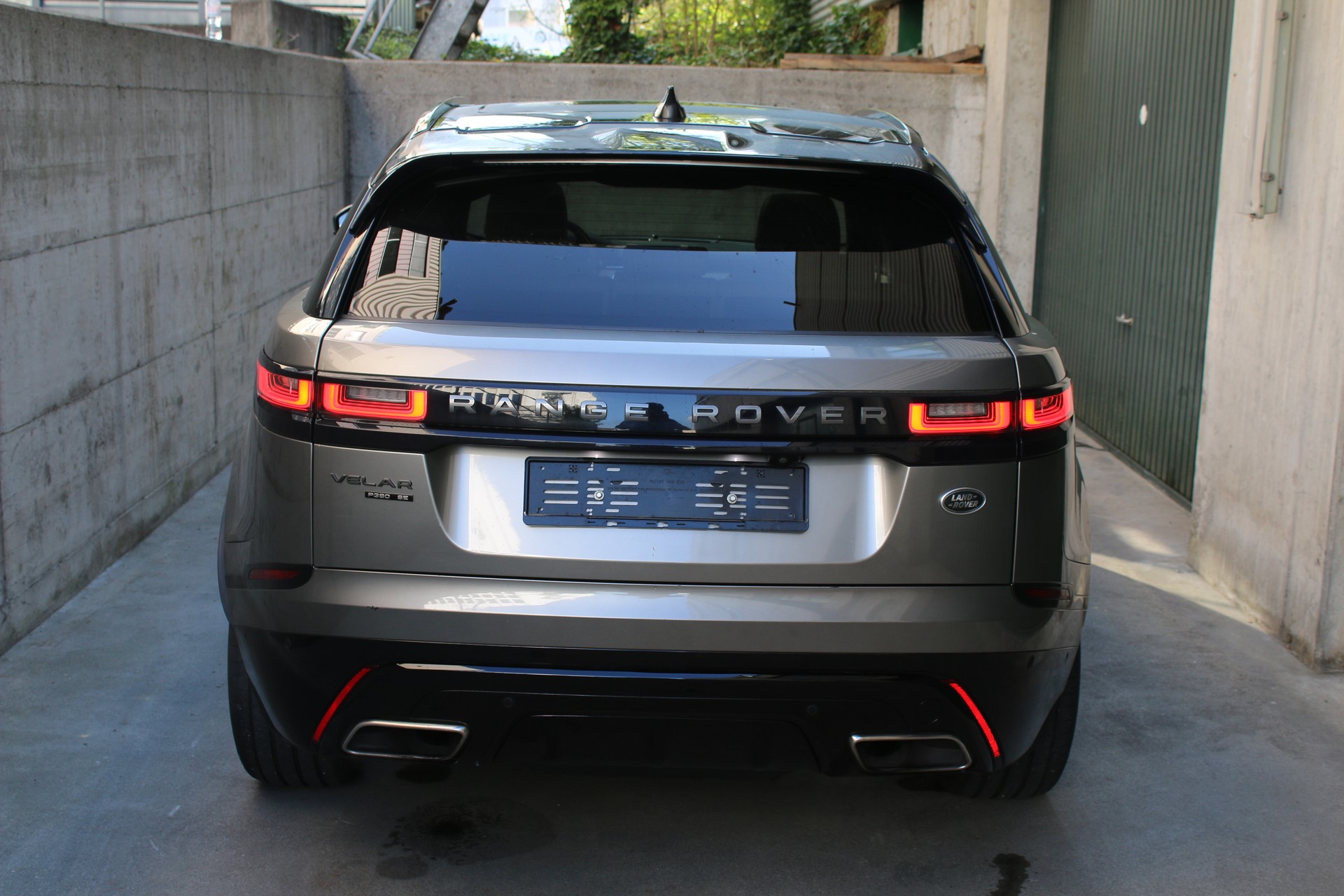 LAND ROVER Range Rover Velar P 380 SE Automatic-showroom-element-3