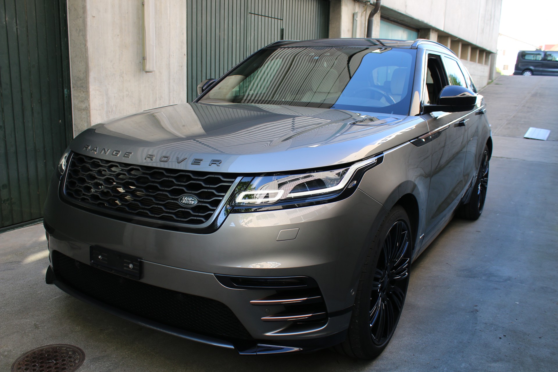 LAND ROVER Range Rover Velar P 380 SE Automatic-showroom-element-1