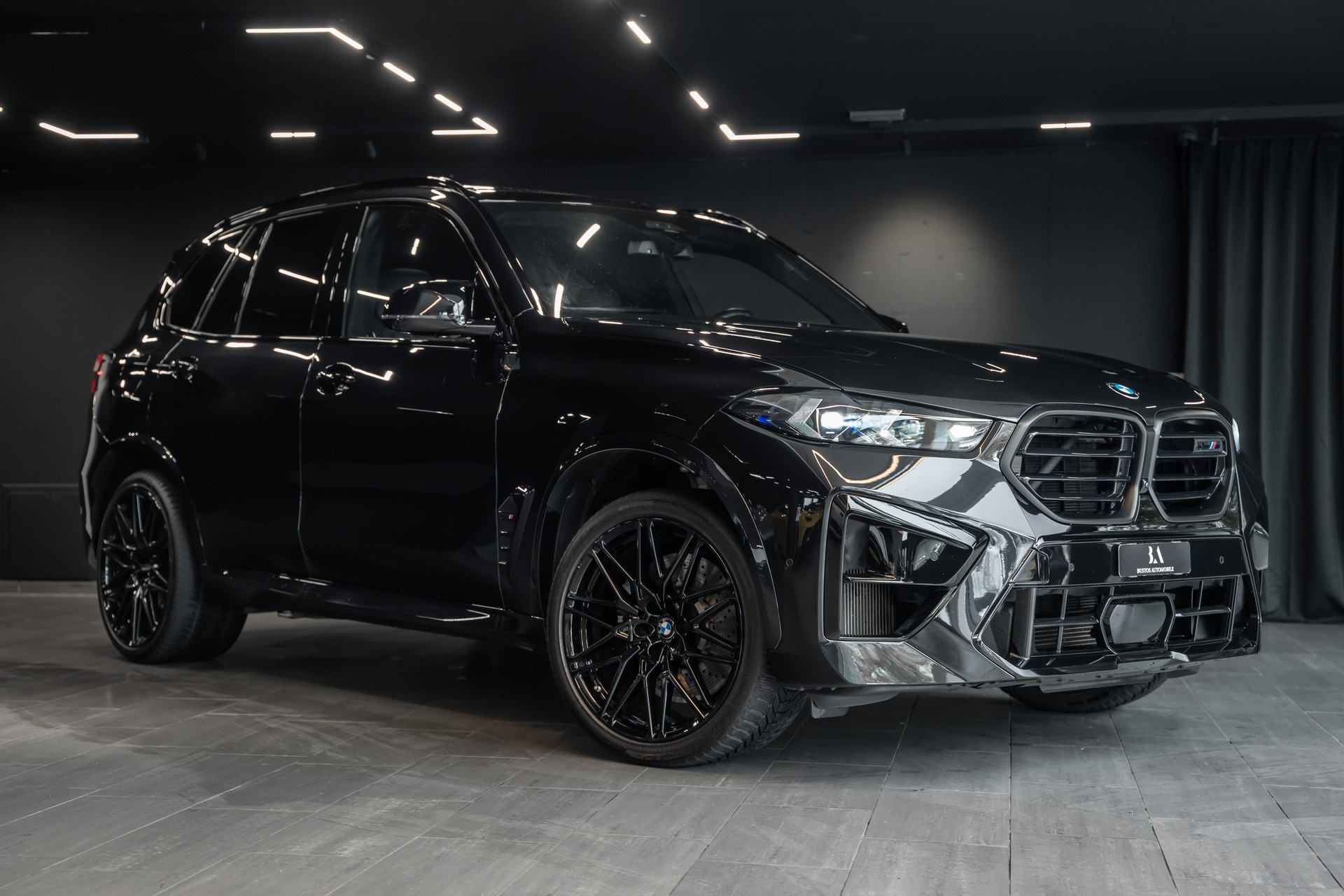 BMW X5M Competition / CH Auto / Werksgarantie / Vollausstattung / Sky Lounge / Thermoelectric /