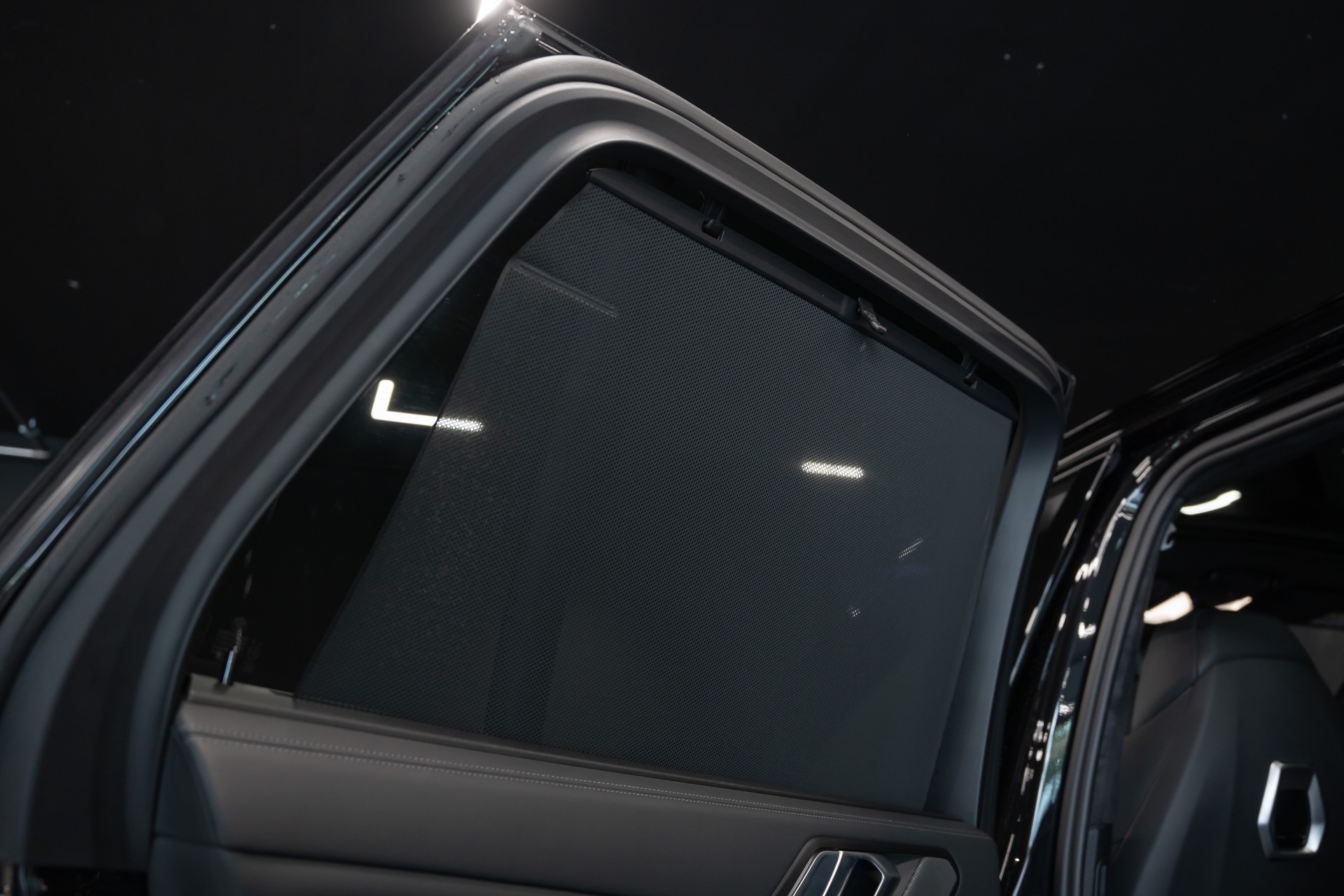 BMW X5M Competition / CH Auto / Werksgarantie / Vollausstattung / Sky Lounge / Thermoelectric /-image-11