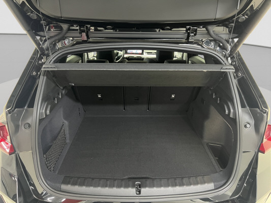 BMW iX1 xDrive 30 M Sport Pro-image-12