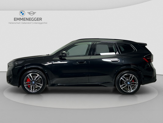 BMW iX1 xDrive 30 M Sport Pro-image-1
