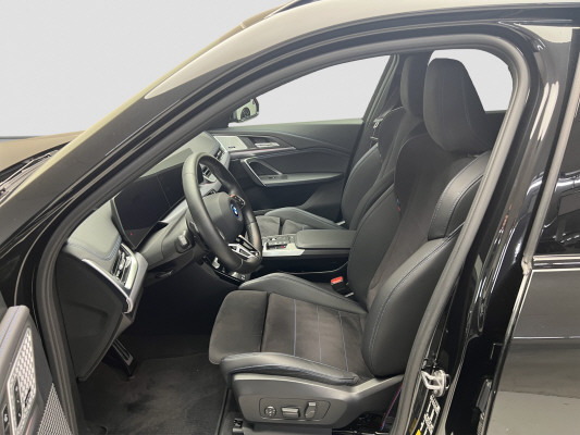 BMW iX1 xDrive 30 M Sport Pro-image-8