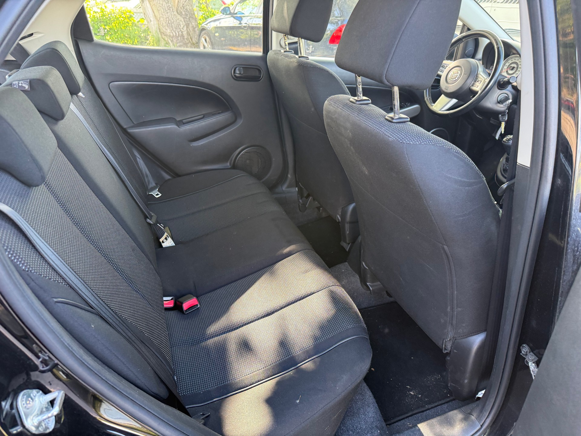 MAZDA 2 1.5i 16V Sport-image-9