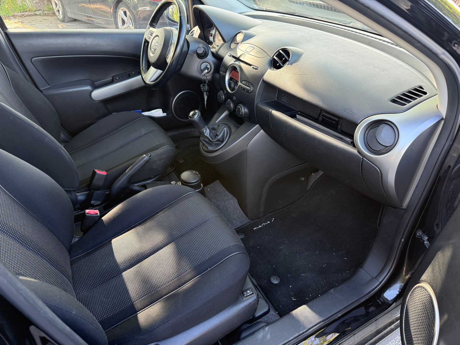 MAZDA 2 1.5i 16V Sport-image-8
