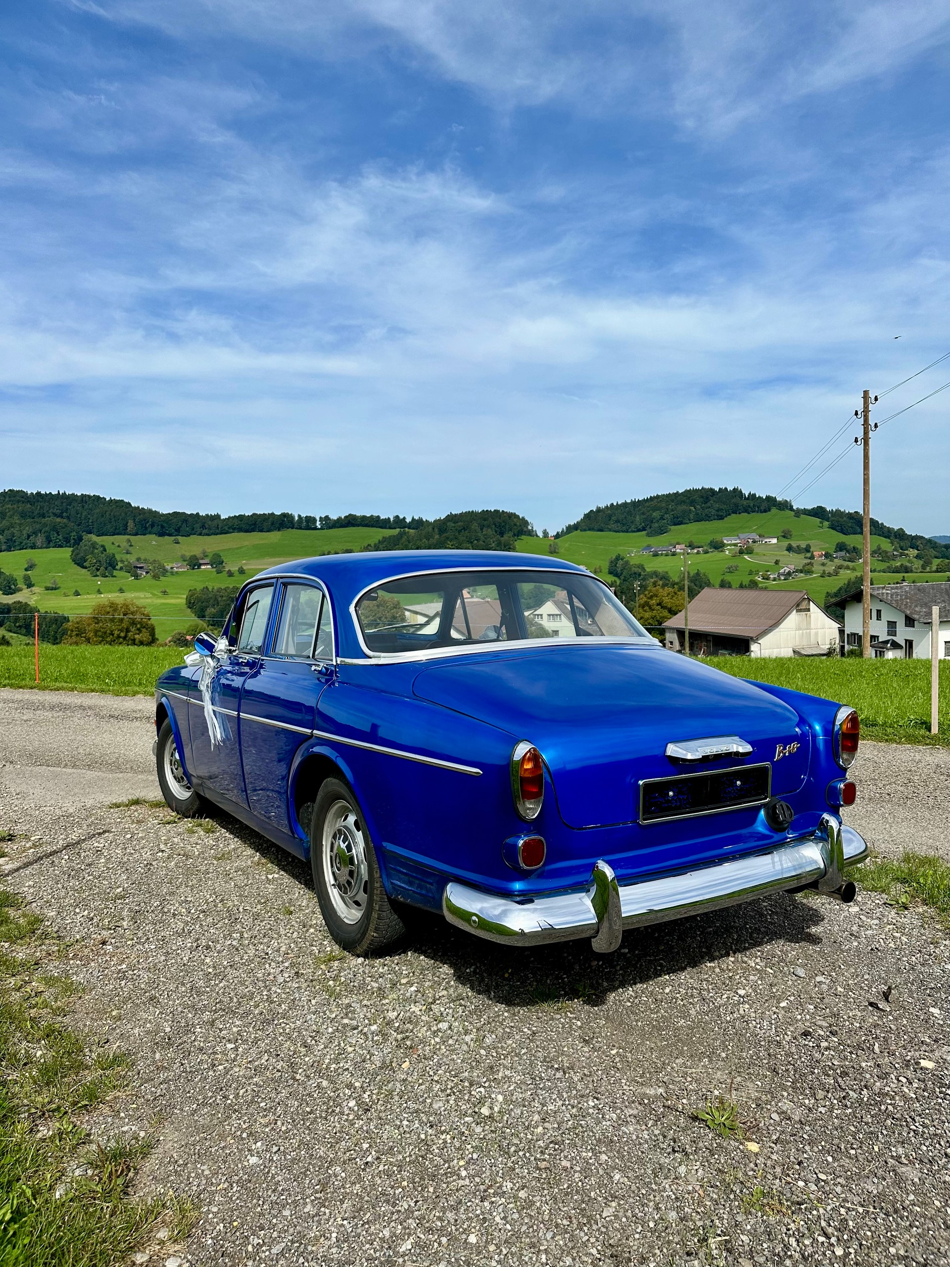 VOLVO 121-image-2