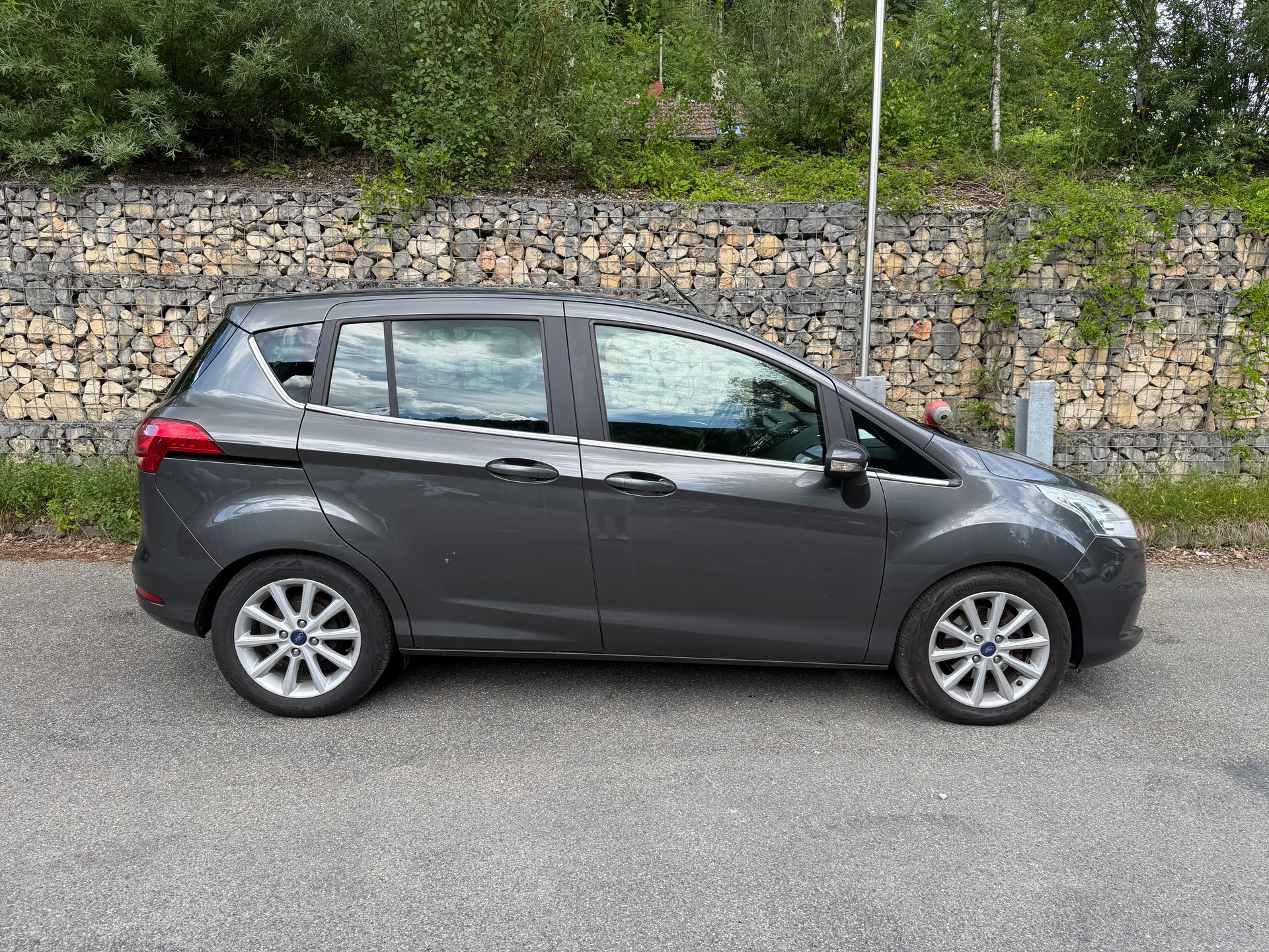FORD B-Max 1.0 SCTi Trend-image-9