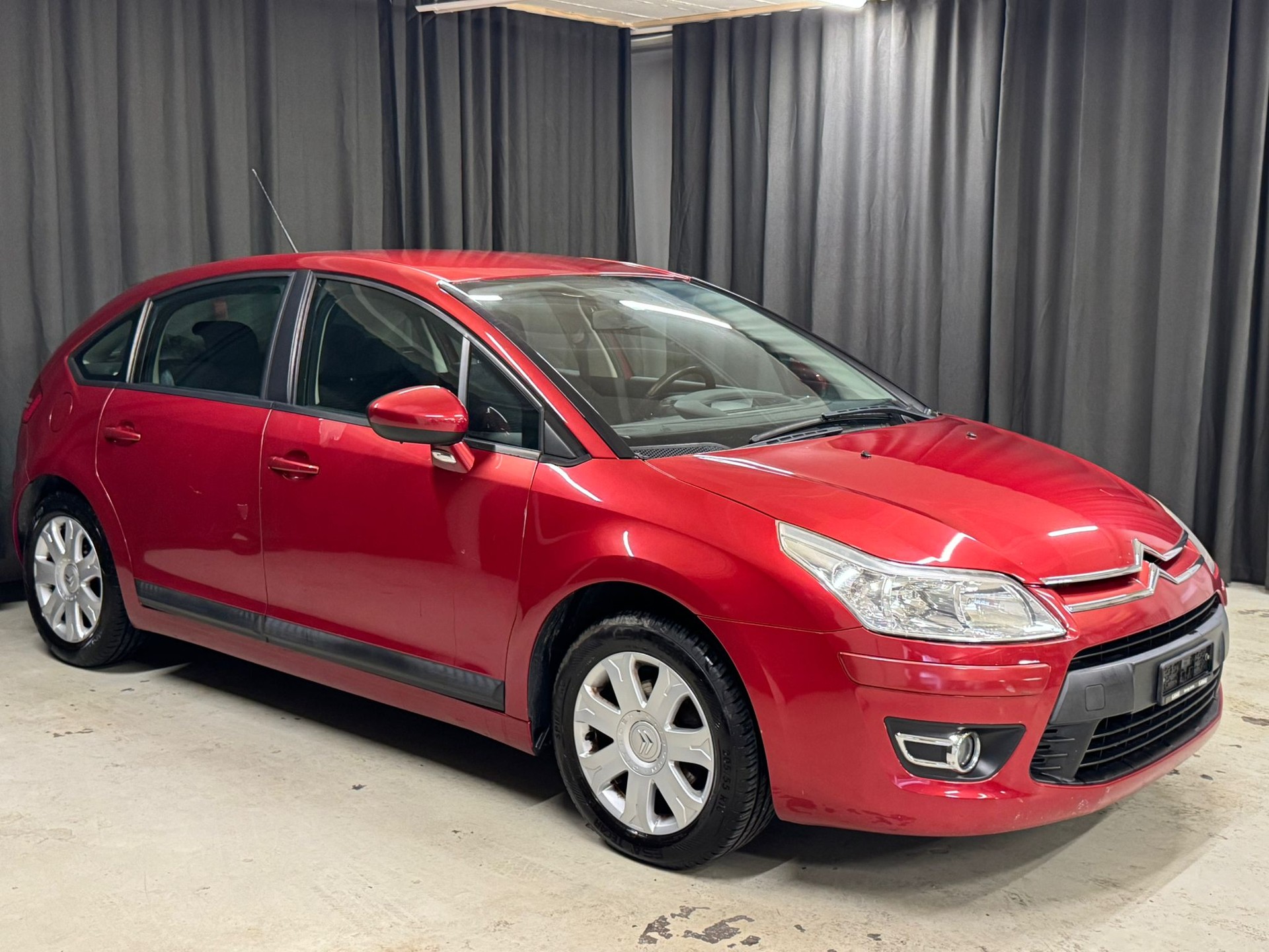 CITROEN C4 Berline 1.6 16V HDi VTR (Pack) Automatic-image-1