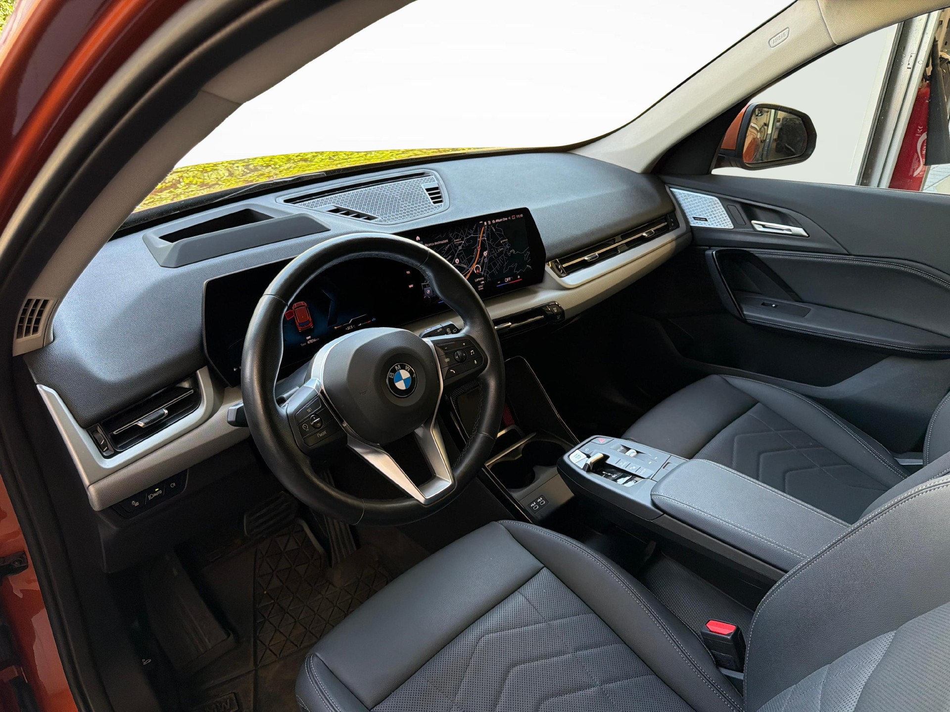 BMW X1 20d xDrive-image-10