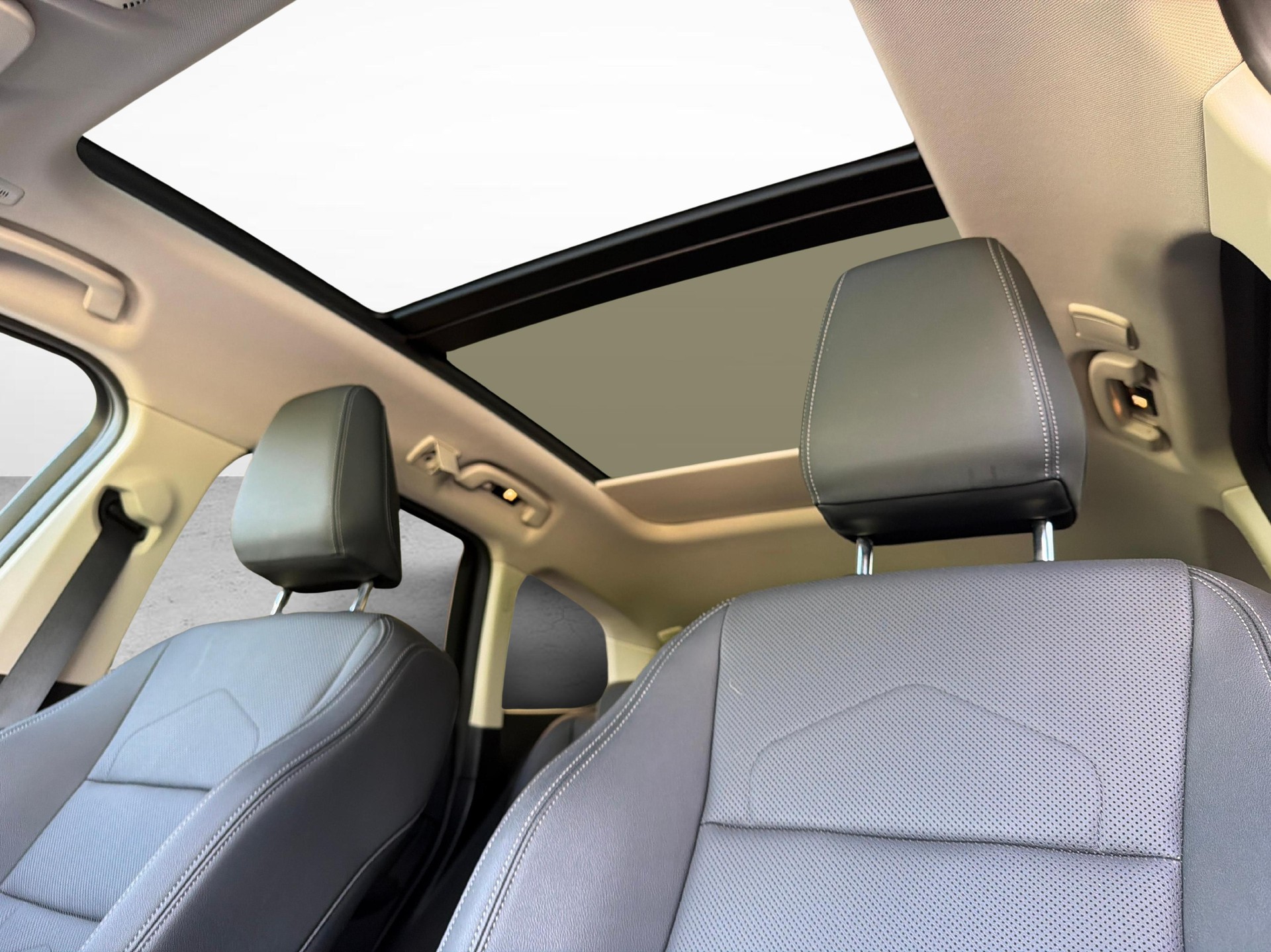 BMW X1 20d xDrive-image-12