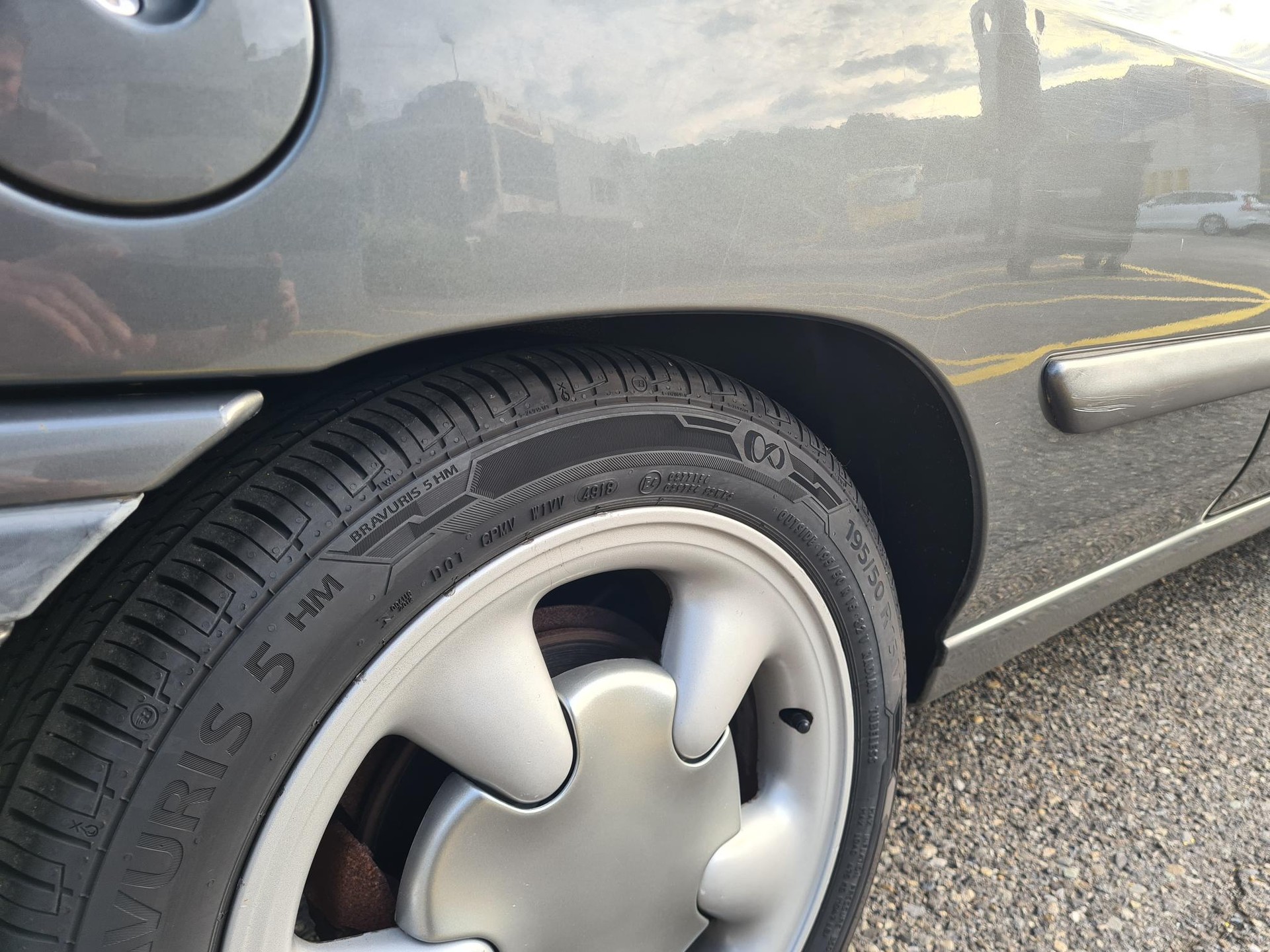 RENAULT Clio 1.8 16V-image-12