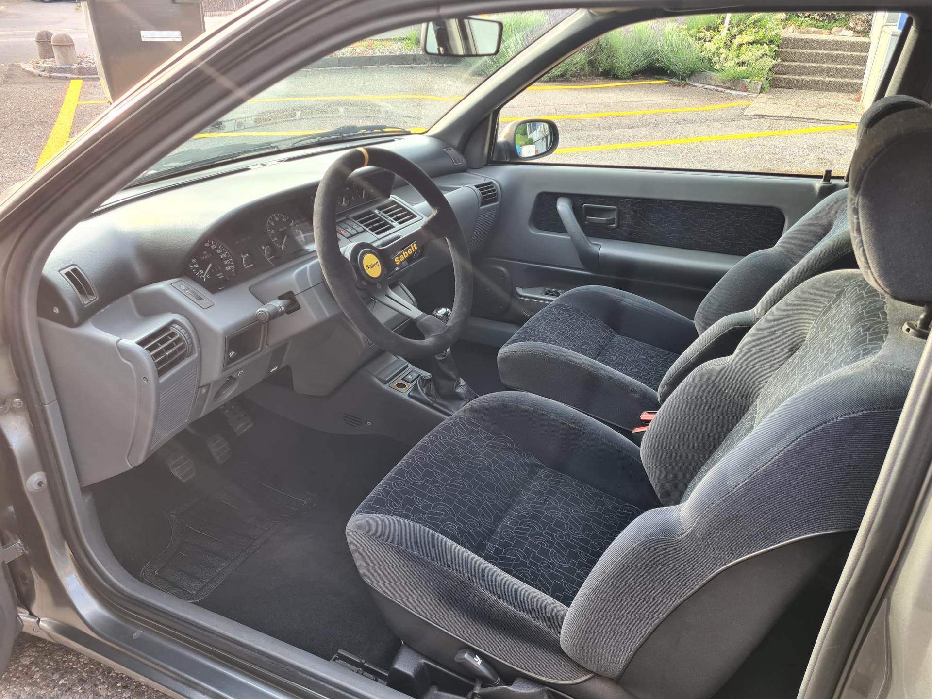RENAULT Clio 1.8 16V-image-6