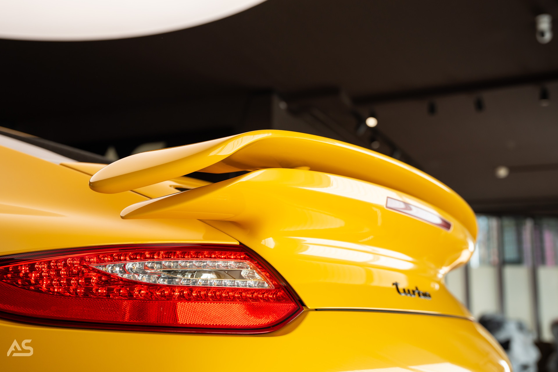 PORSCHE 911 Turbo Coupé (997) *SPEED YELLOW* Porsche Exclusive Sonderbestellung mit Porsche Classic Zertifikat-image-12