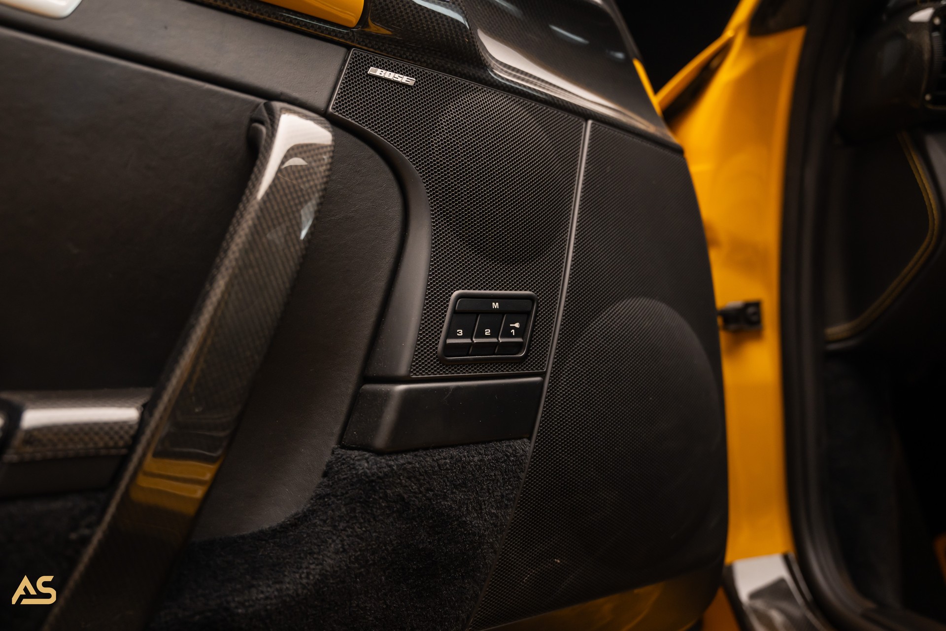 PORSCHE 911 Turbo Coupé (997) *SPEED YELLOW* Porsche Exclusive Sonderbestellung mit Porsche Classic Zertifikat-image-19
