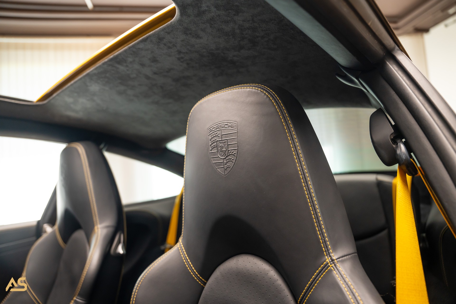 PORSCHE 911 Turbo Coupé (997) *SPEED YELLOW* Porsche Exclusive Sonderbestellung mit Porsche Classic Zertifikat-image-18