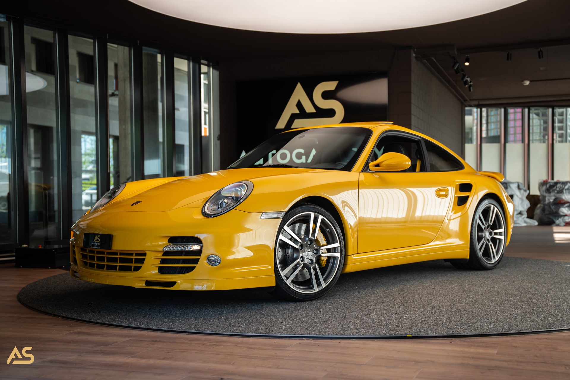 PORSCHE 911 Turbo Coupé PDK (997.2) *SPEED YELLOW* Porsche Exclusive Sonderbestellung mit Porsche Classic Zertifikat