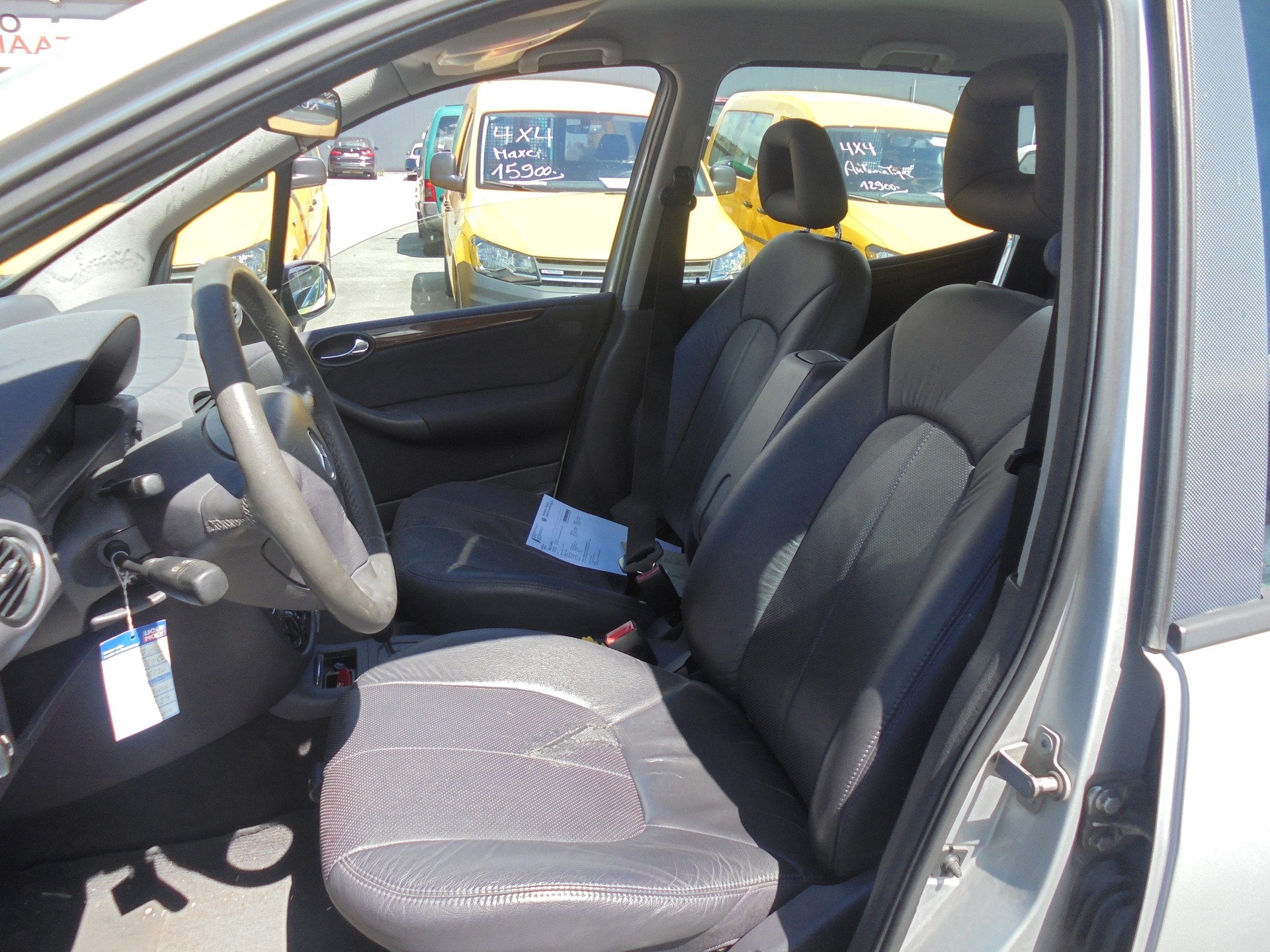 MERCEDES-BENZ A 190 L Avantgarde-image-8