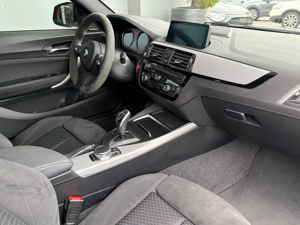 BMW M240i xDrive Steptronic-image-9