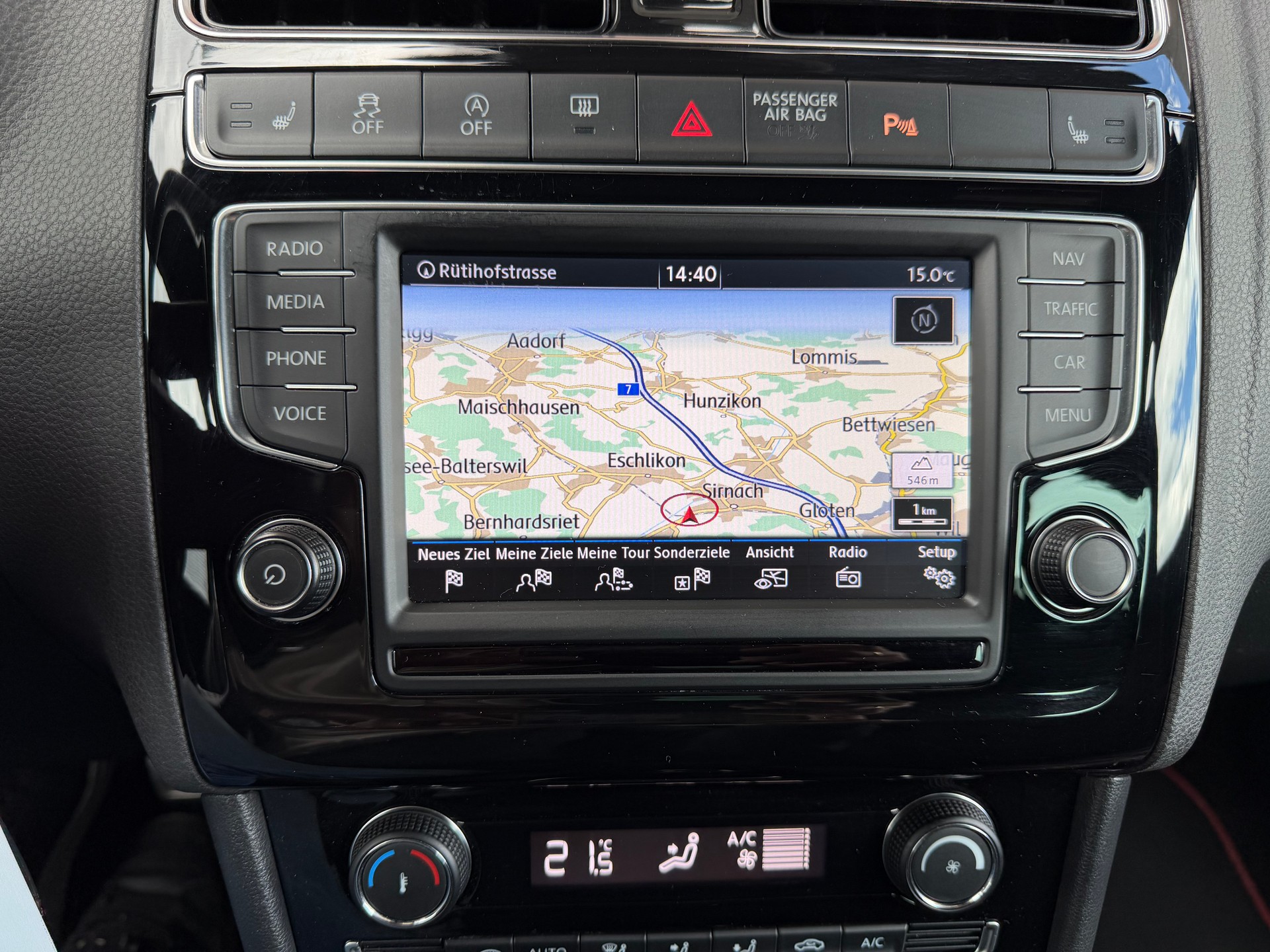 VW Polo 1.8 TSI GTI-image-12