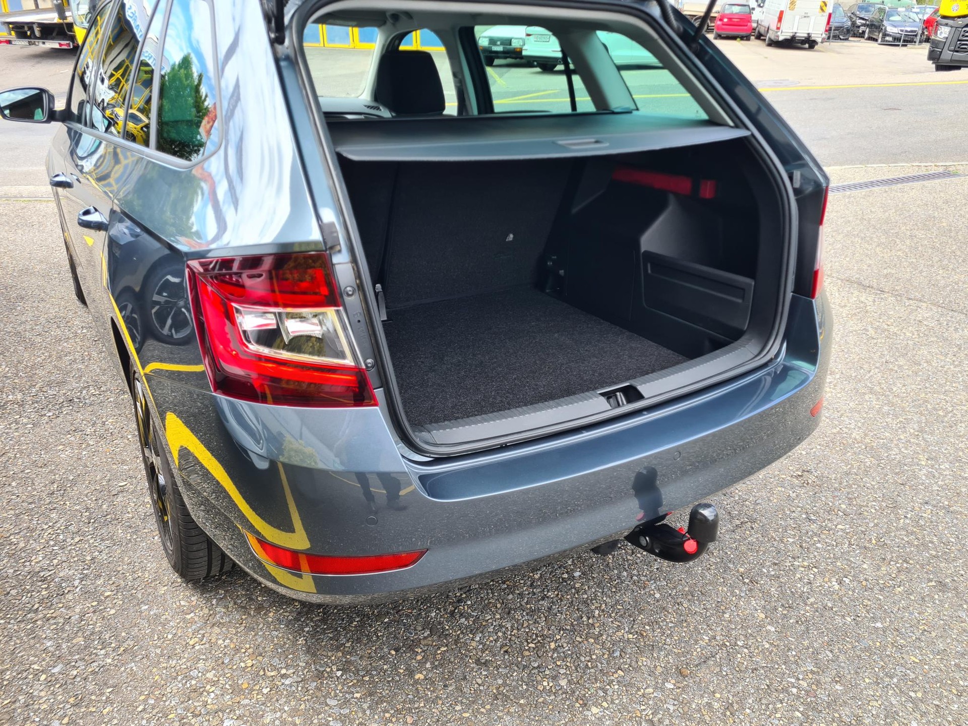SKODA Fabia Combi 1.0 TSI Style DSG-image-6