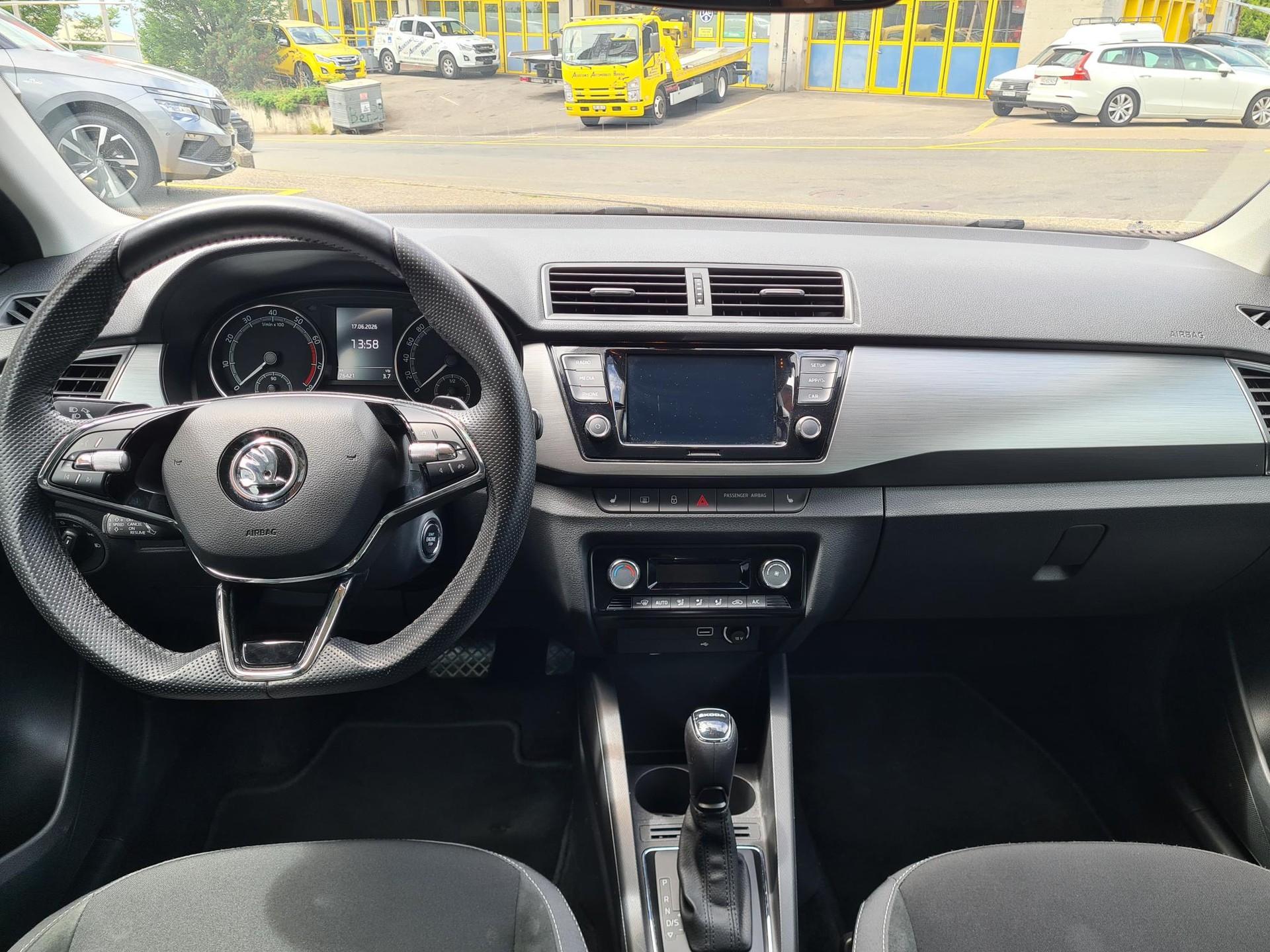 SKODA Fabia Combi 1.0 TSI Style DSG-image-10