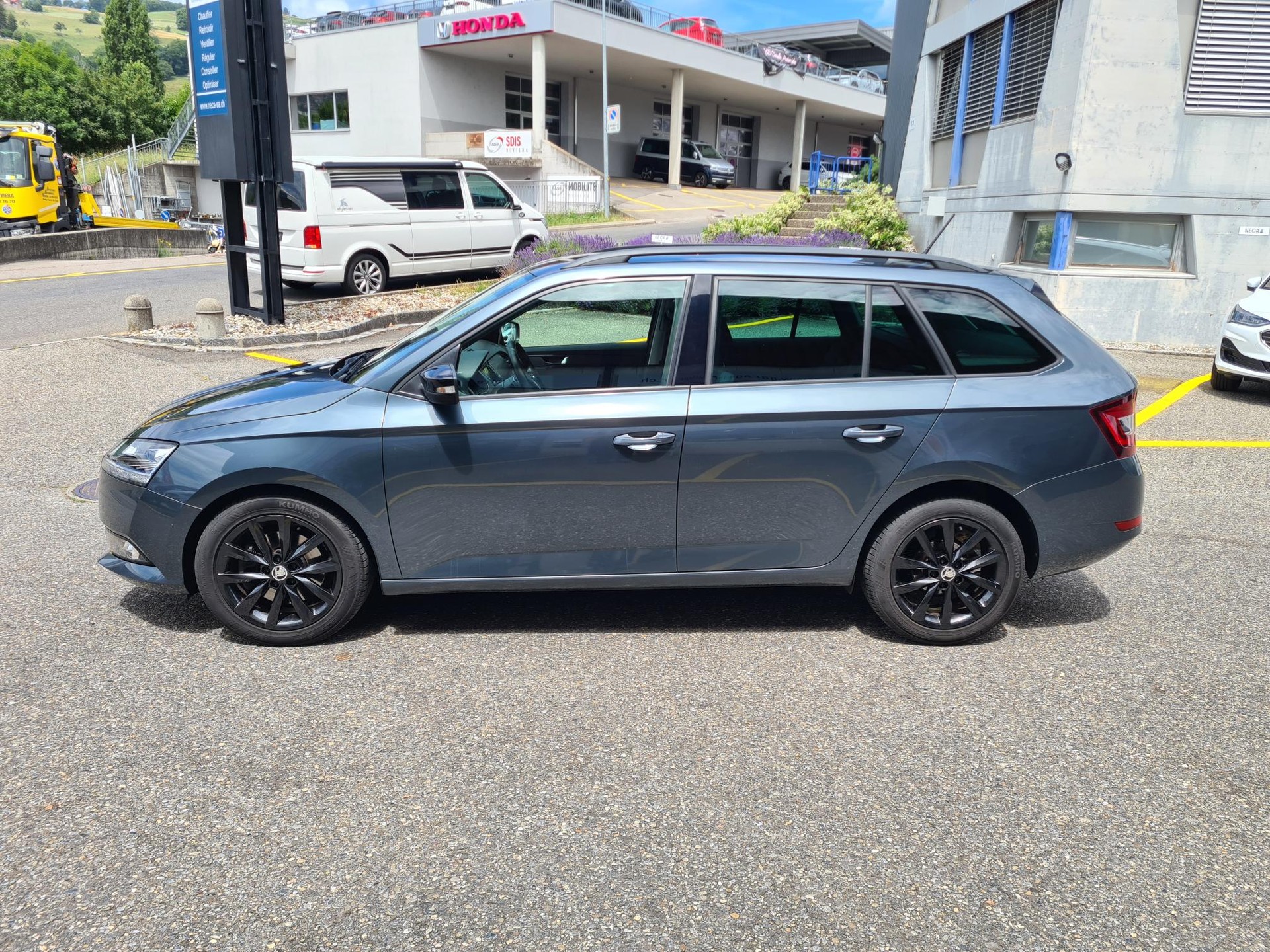 SKODA Fabia Combi 1.0 TSI Style DSG-image-2