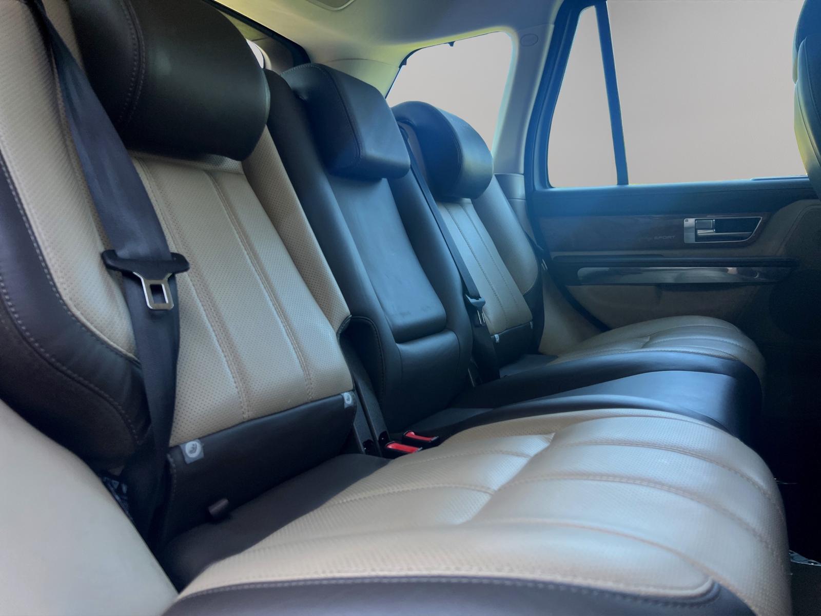LAND ROVER Range Rover Sport 3.0 TDV6 Autobiography Automatic-image-26