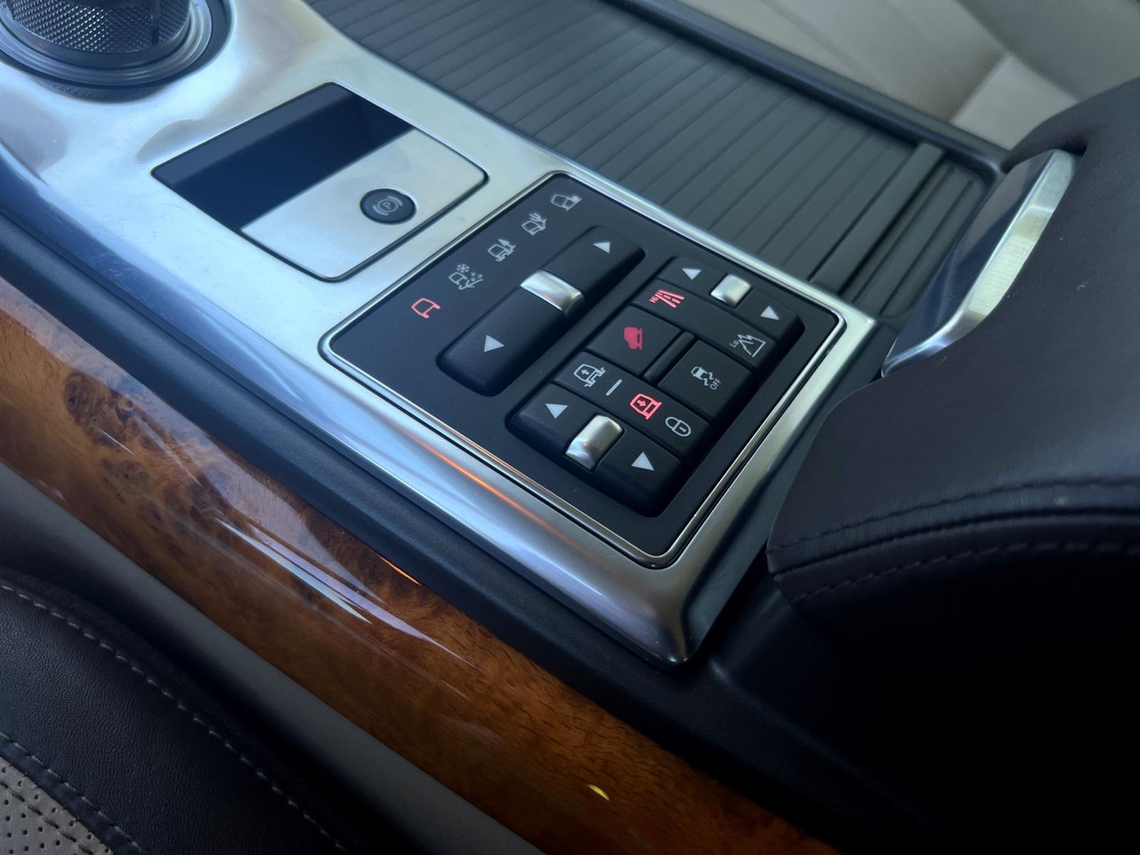 LAND ROVER Range Rover Sport 3.0 TDV6 Autobiography Automatic-image-19