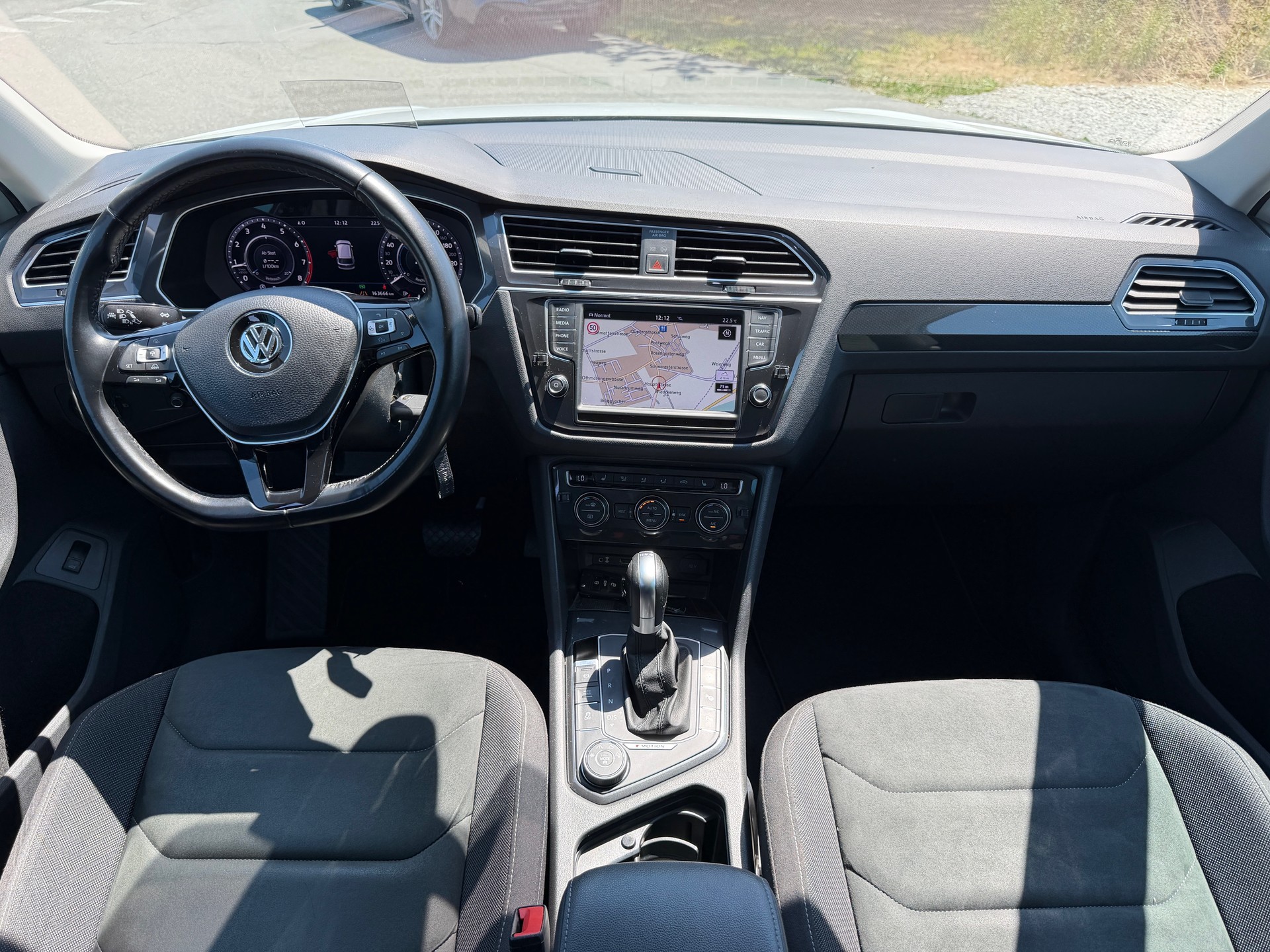 VW Tiguan 2.0TSI Highline 4Motion DSG-image-6