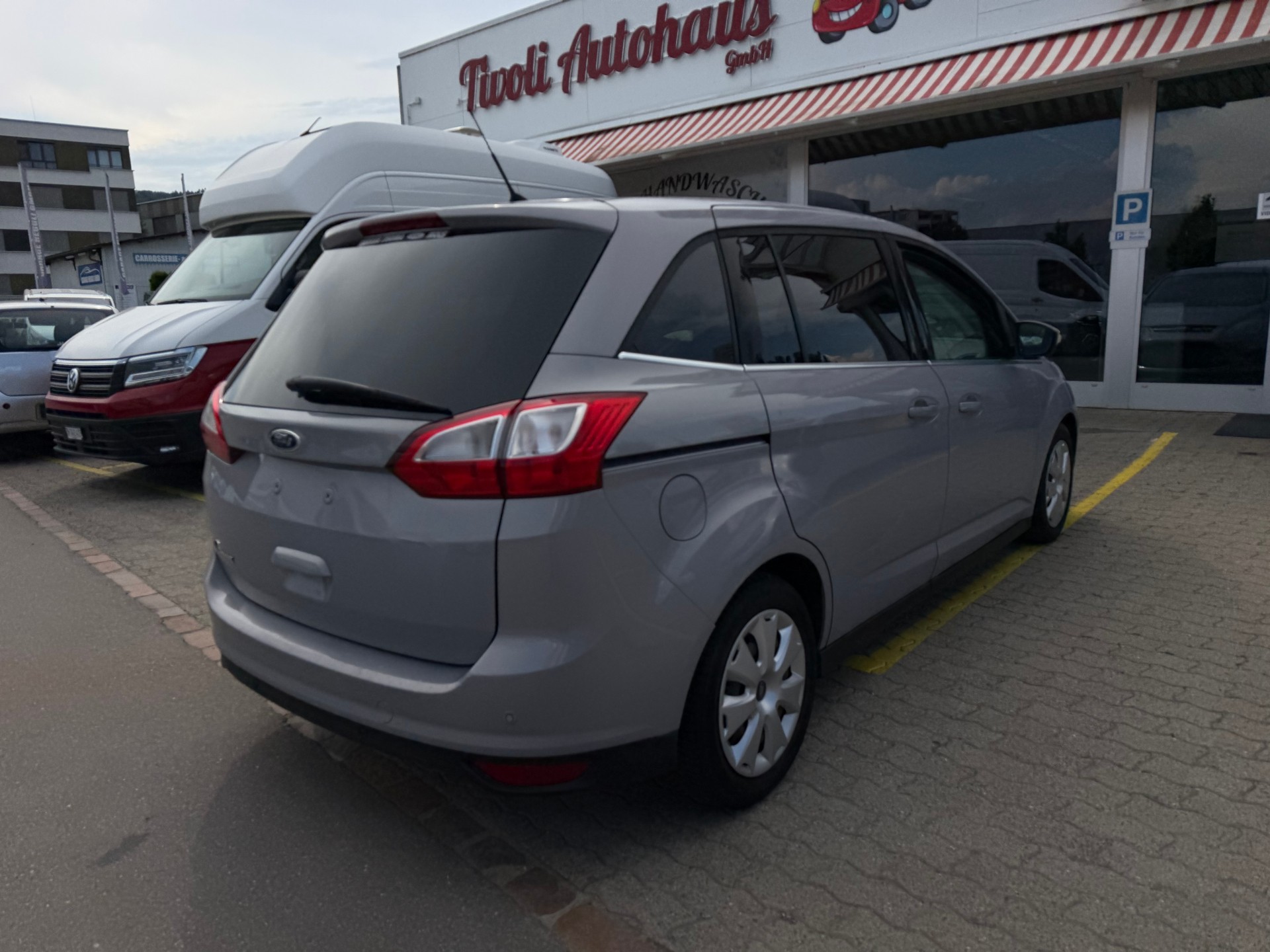 FORD Grand C-Max 2.0 TDCi Carving PowerShift-showroom-element-3