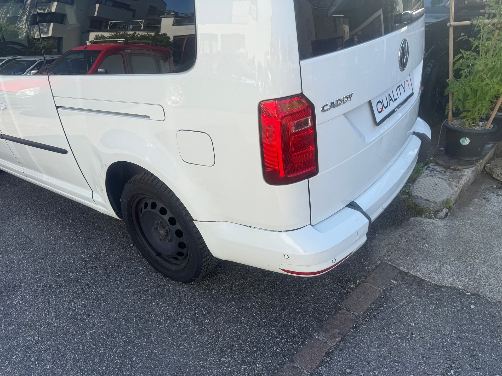VW Caddy Maxi 2.0TDI BlueMotion Technology DSG-image-7