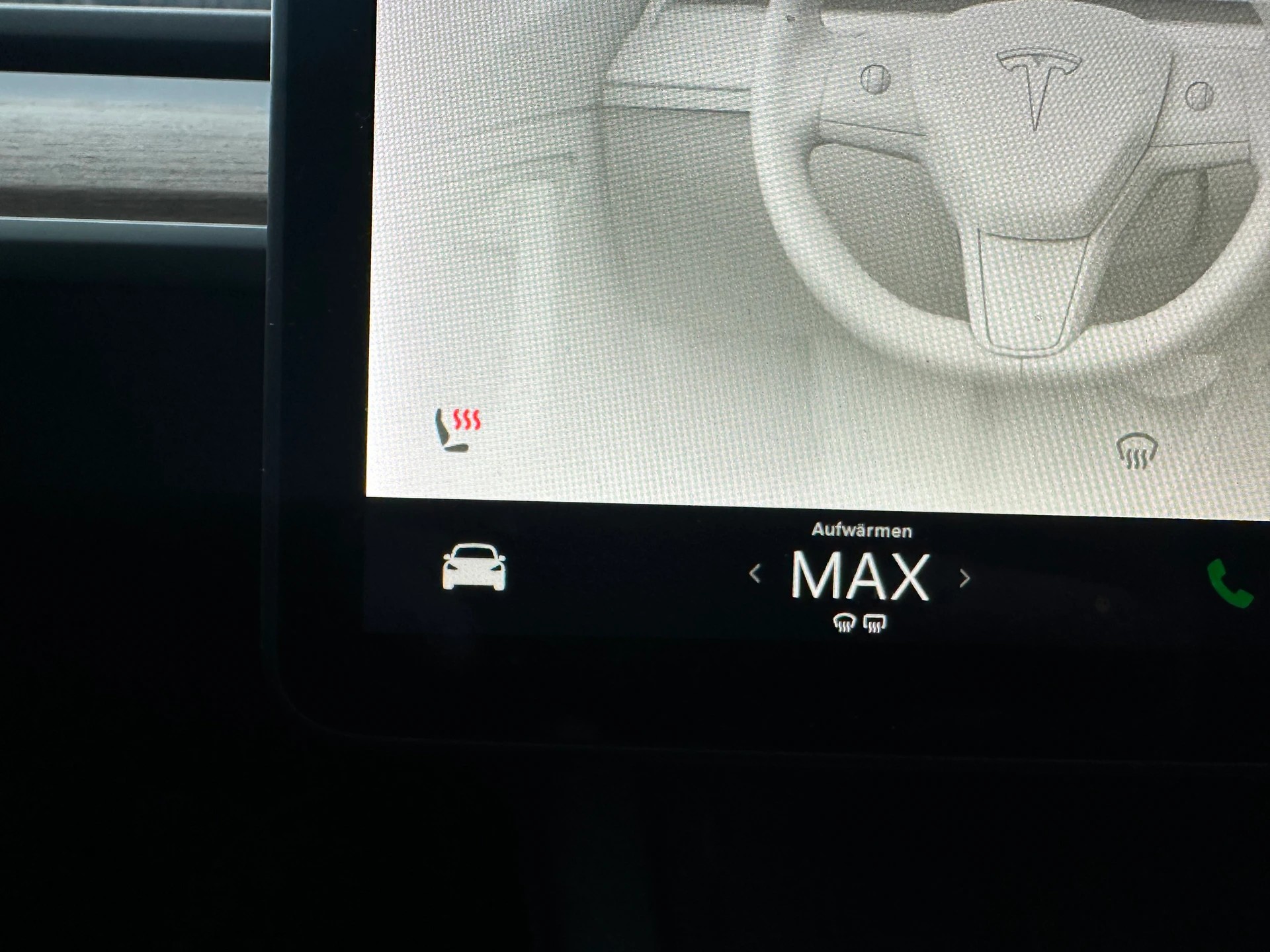 TESLA Model 3-image-8