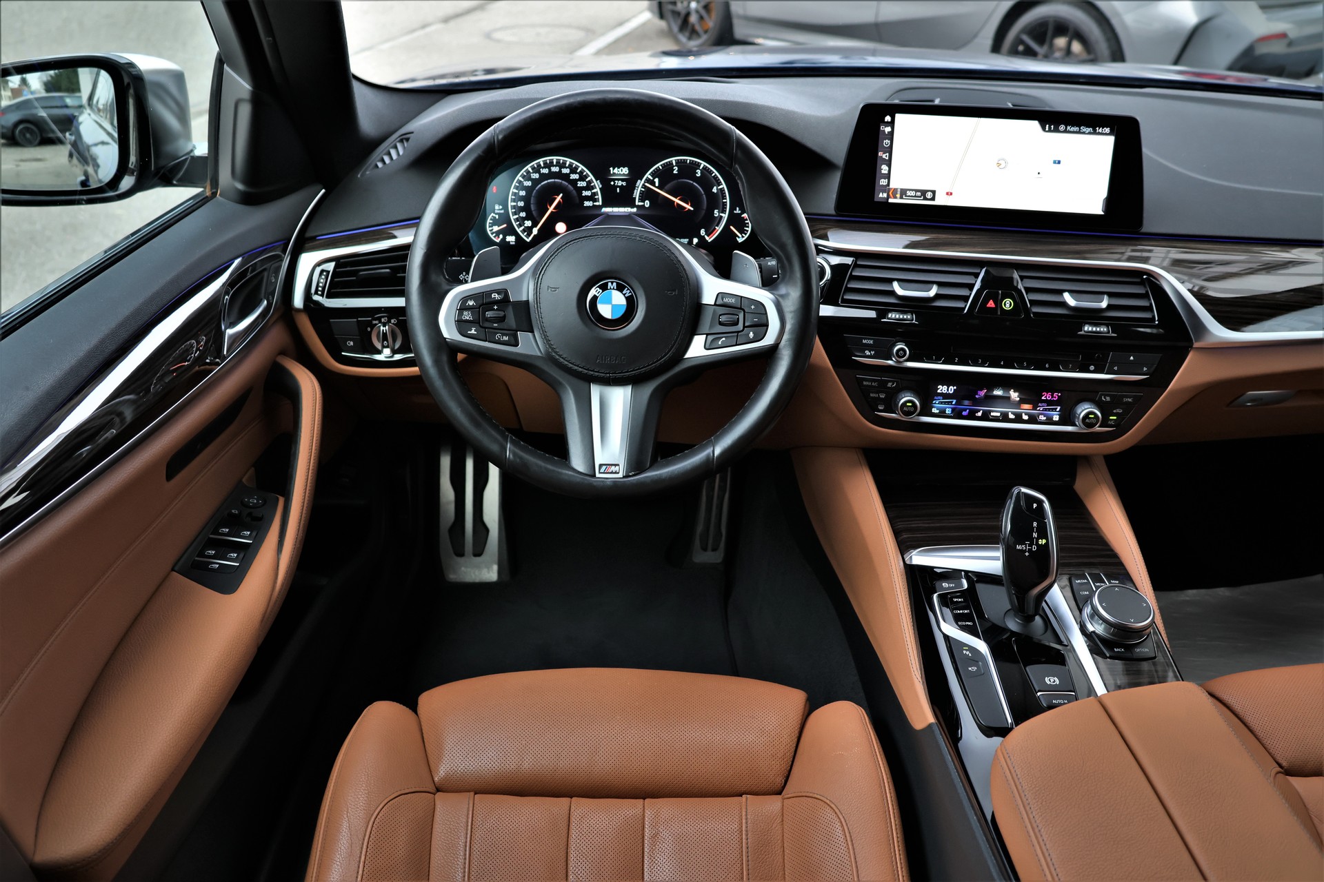 BMW M550d xDrive Touring Steptronic (CH) + 2.0T AHK-image-11