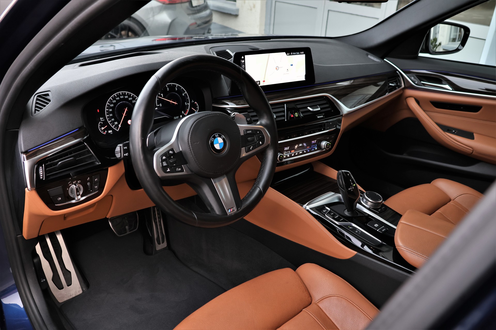 BMW M550d xDrive Touring Steptronic (CH) + 2.0T AHK-image-8