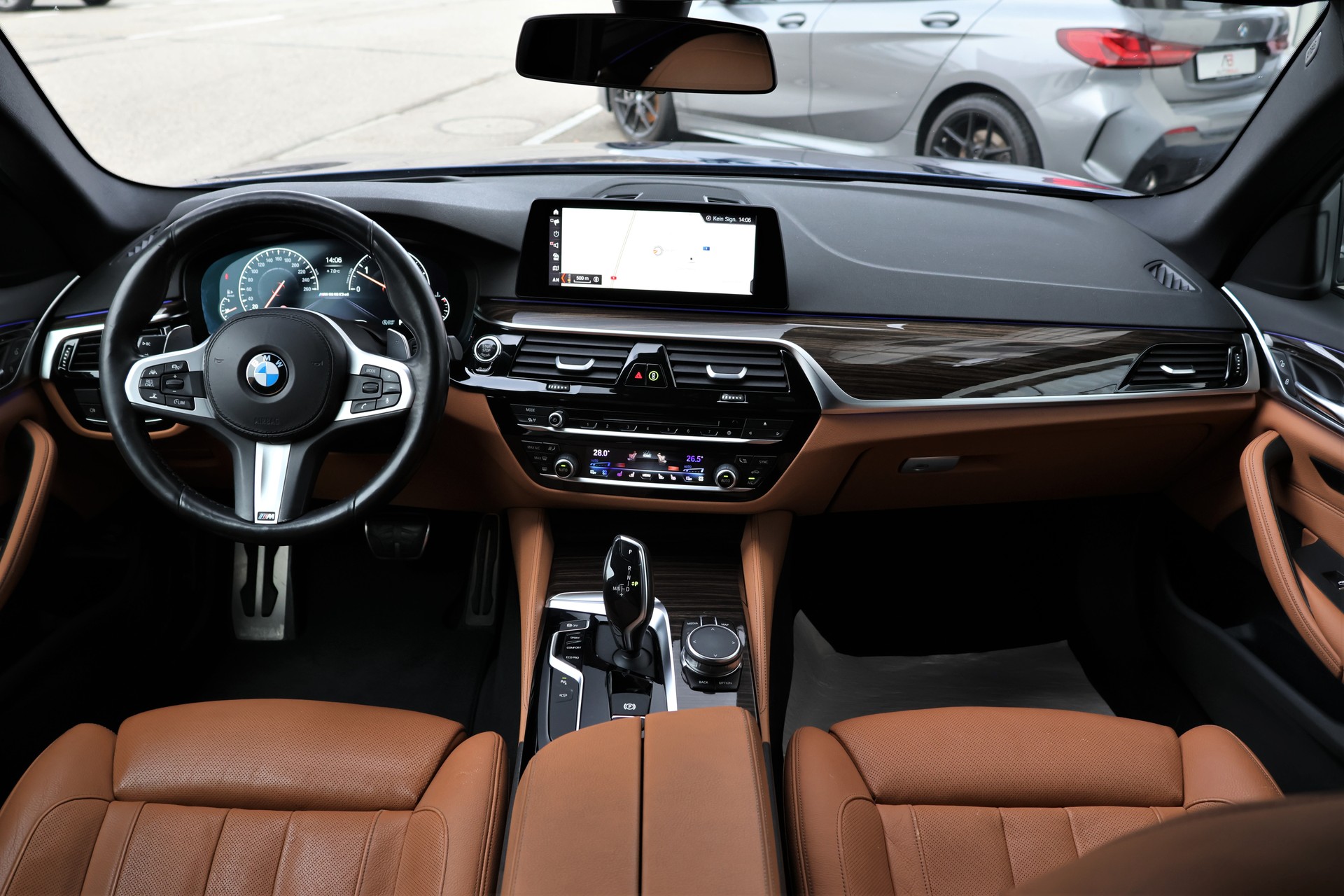 BMW M550d xDrive Touring Steptronic (CH) + 2.0T AHK-image-13