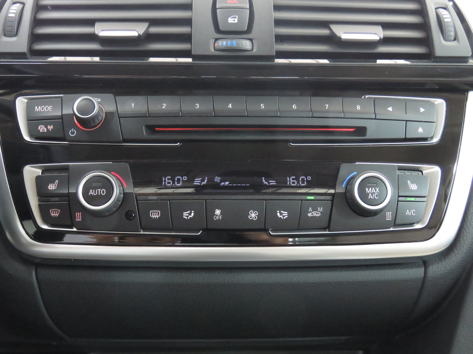 BMW 430i Coupé xDrive Luxury Line Steptronic (Automat)-image-18