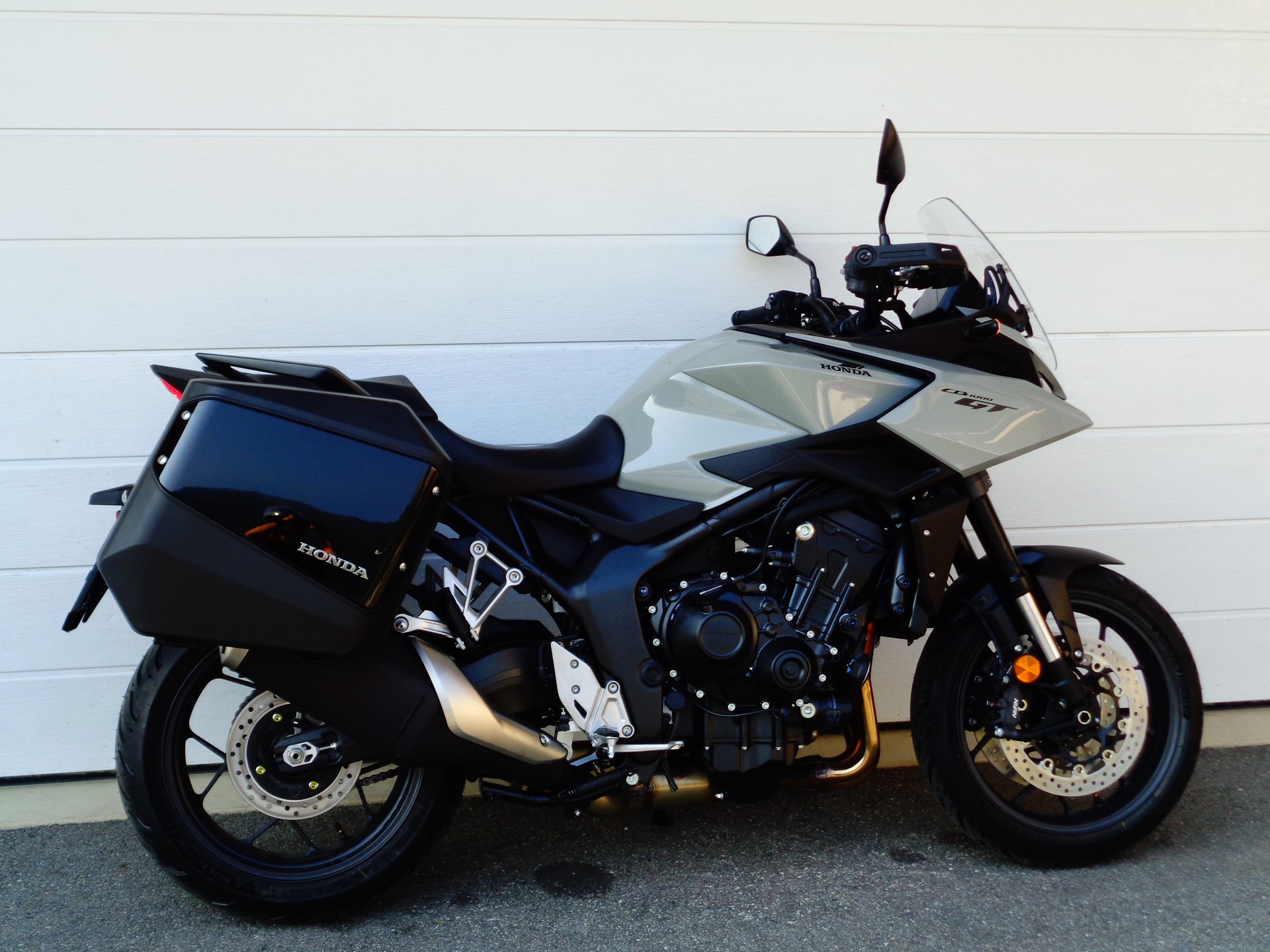 HONDA CB 1000 GT-image-2