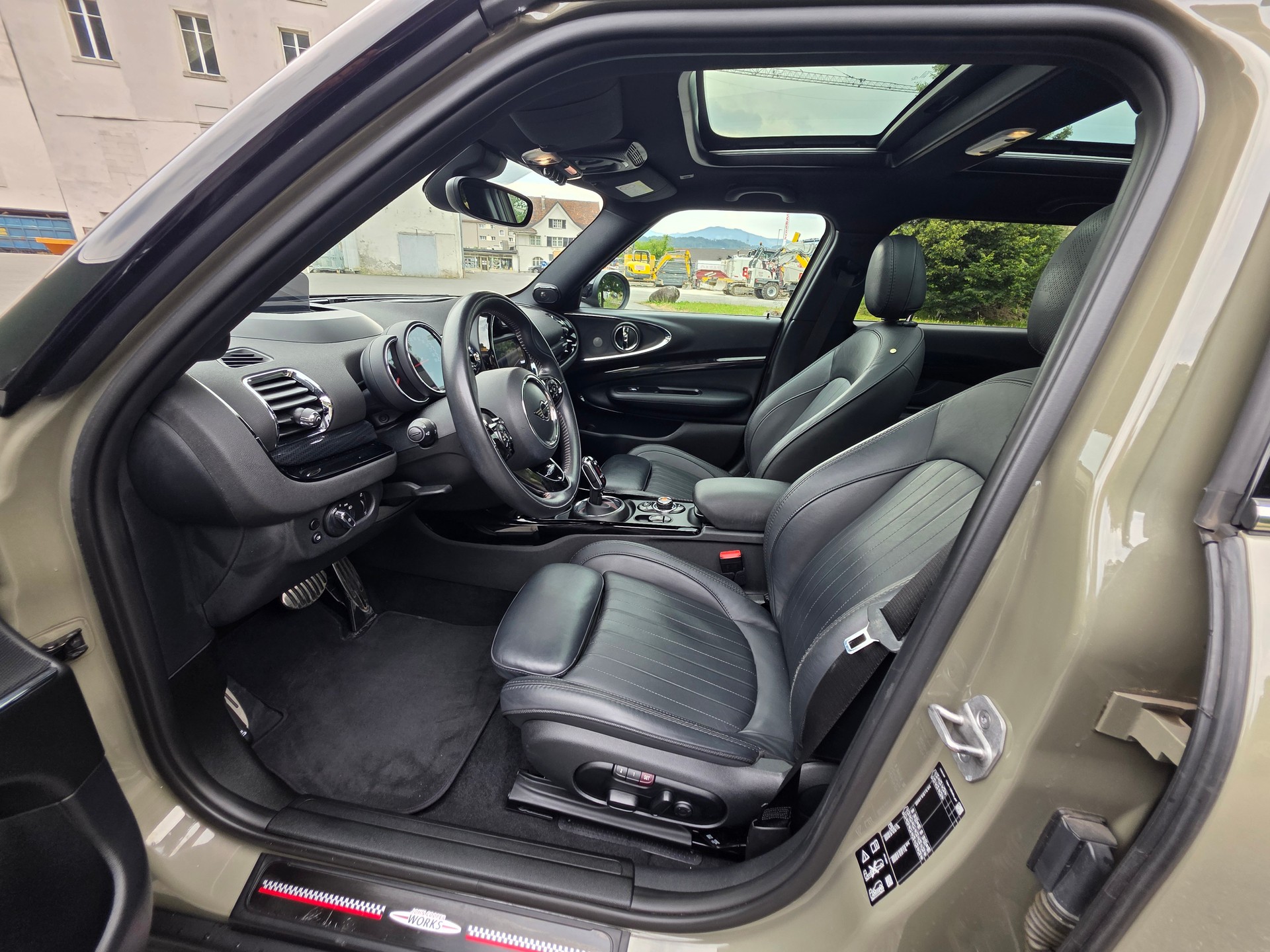 MINI Clubman Cooper John Cooper Works ALL4 Steptronic-image-23