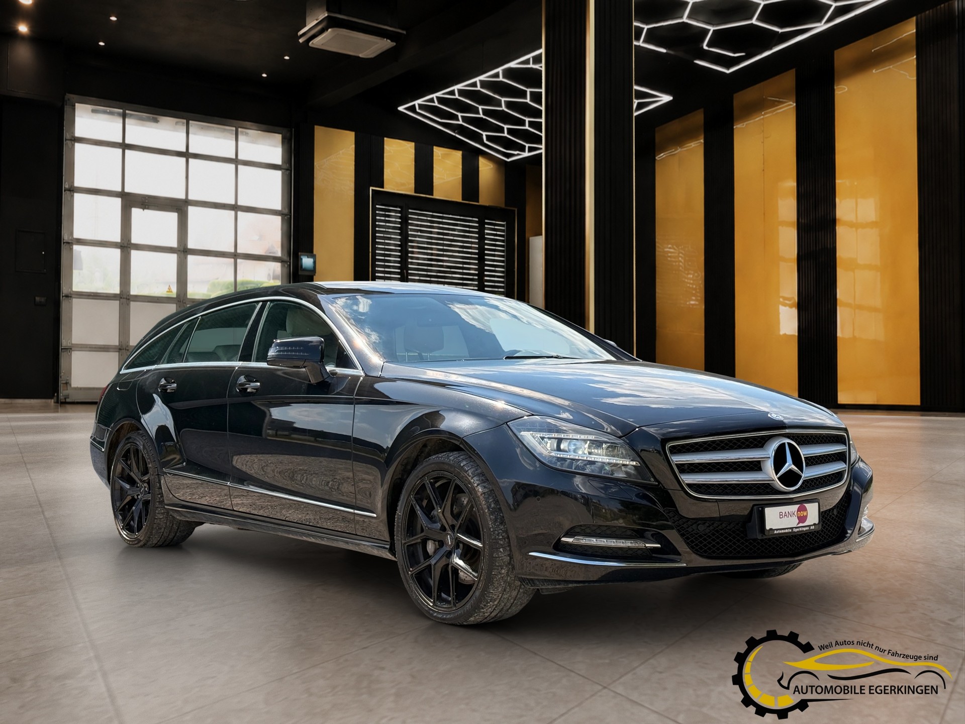 MERCEDES-BENZ CLS 350 CDI 4matic Shooting Brake-showroom-element-2