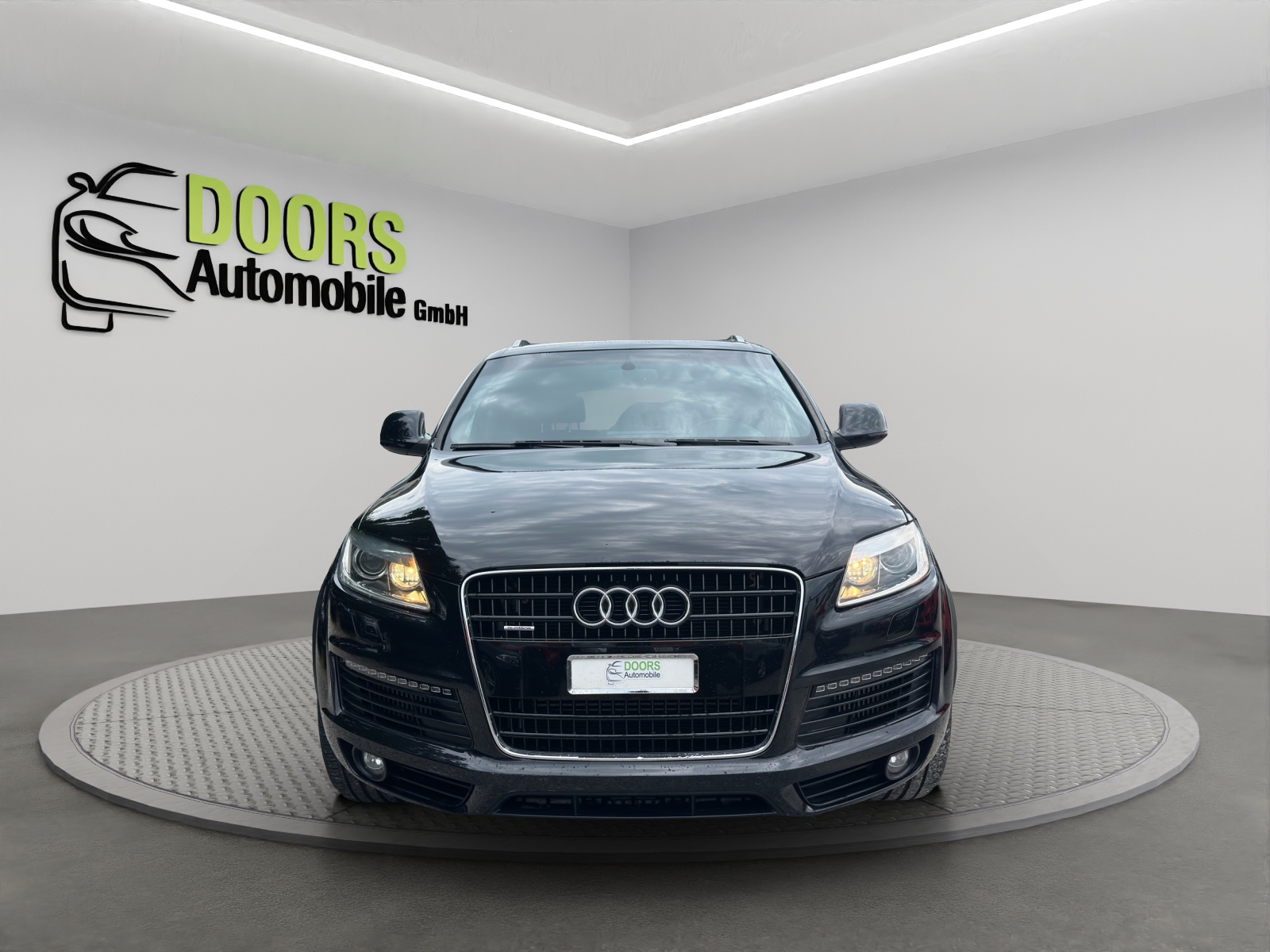 AUDI Q7 3.0 TDI quattro tiptronic-showroom-element-1
