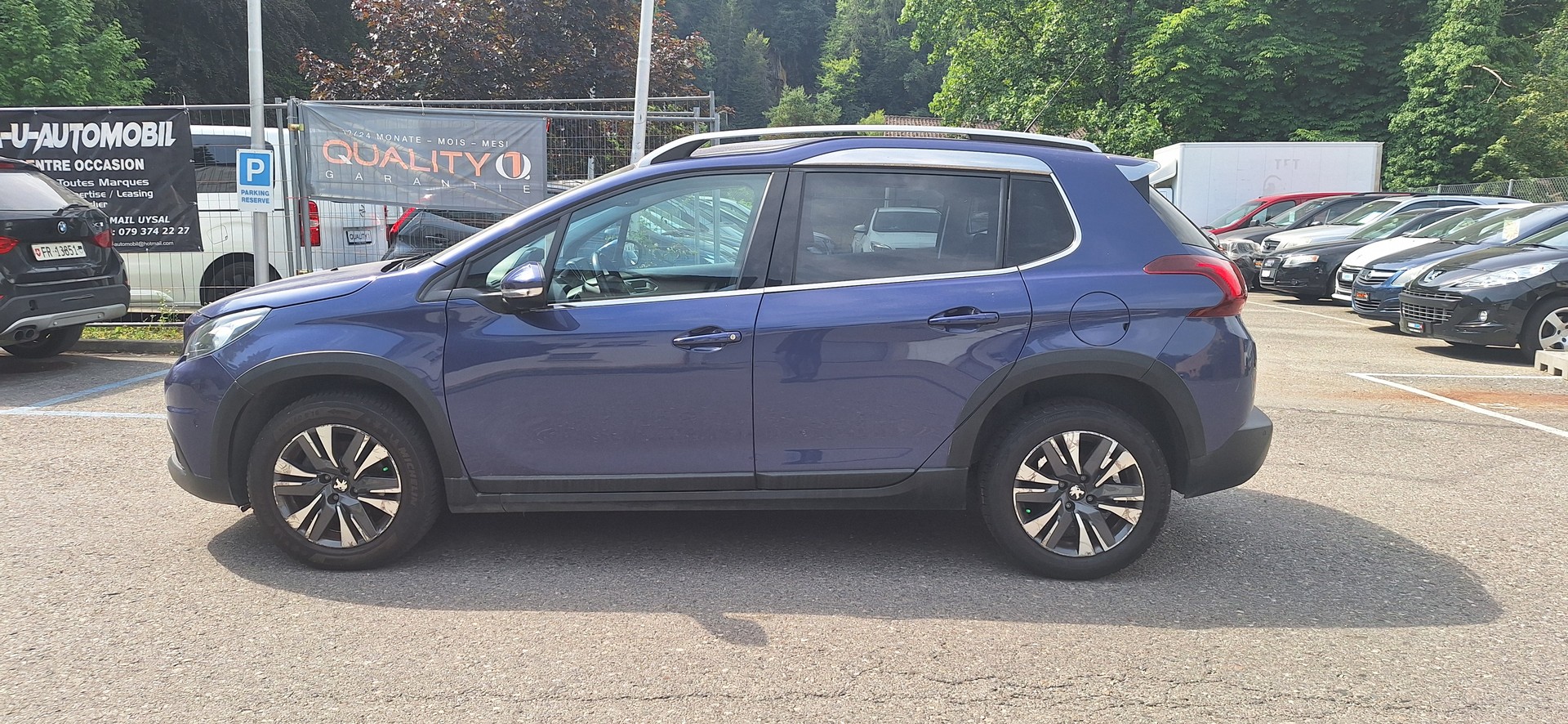 PEUGEOT 2008 1.2 PureTech Style EAT6-showroom-element-2